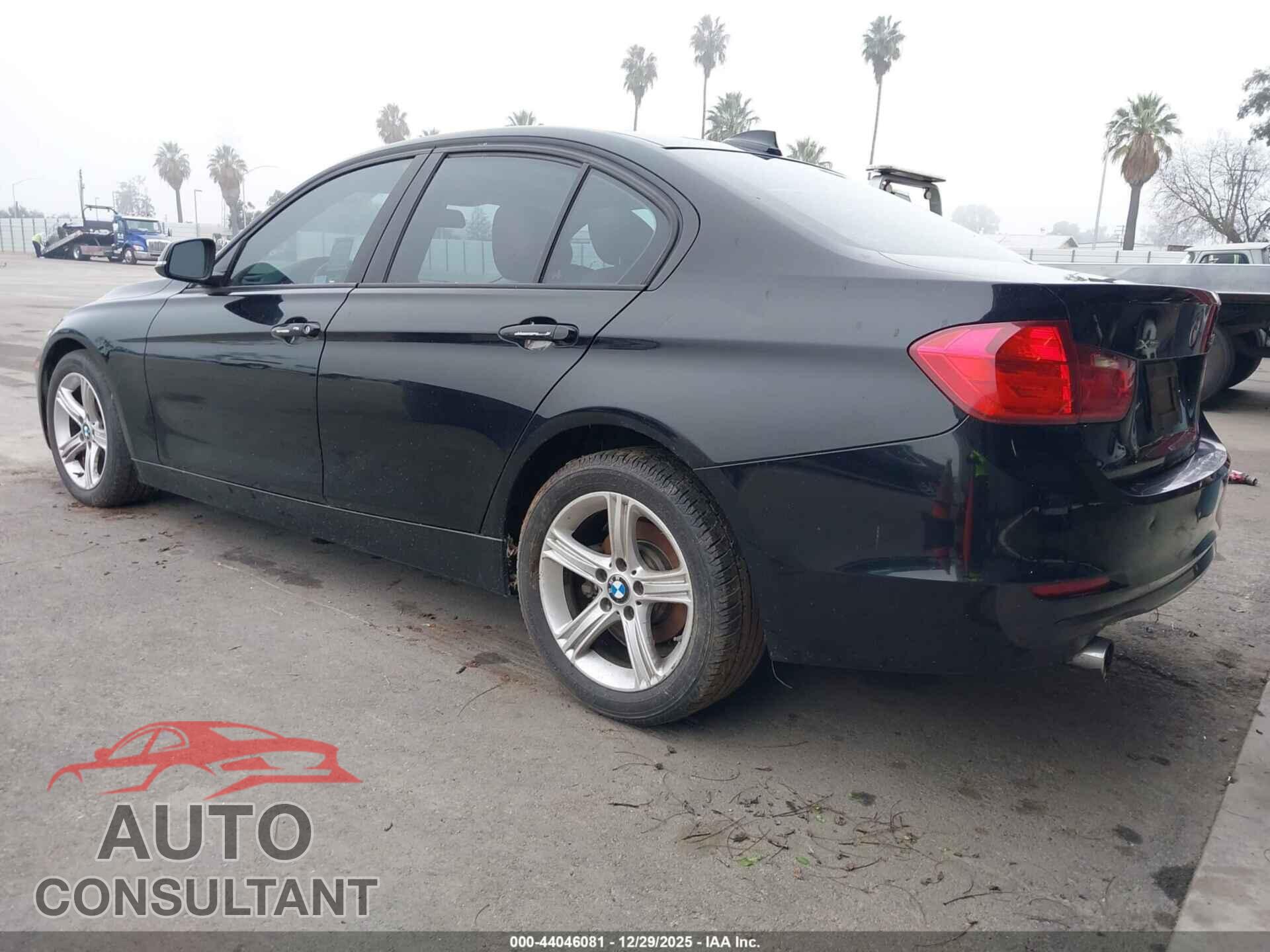 BMW 320I 2013 - WBA3C3C56DF981240