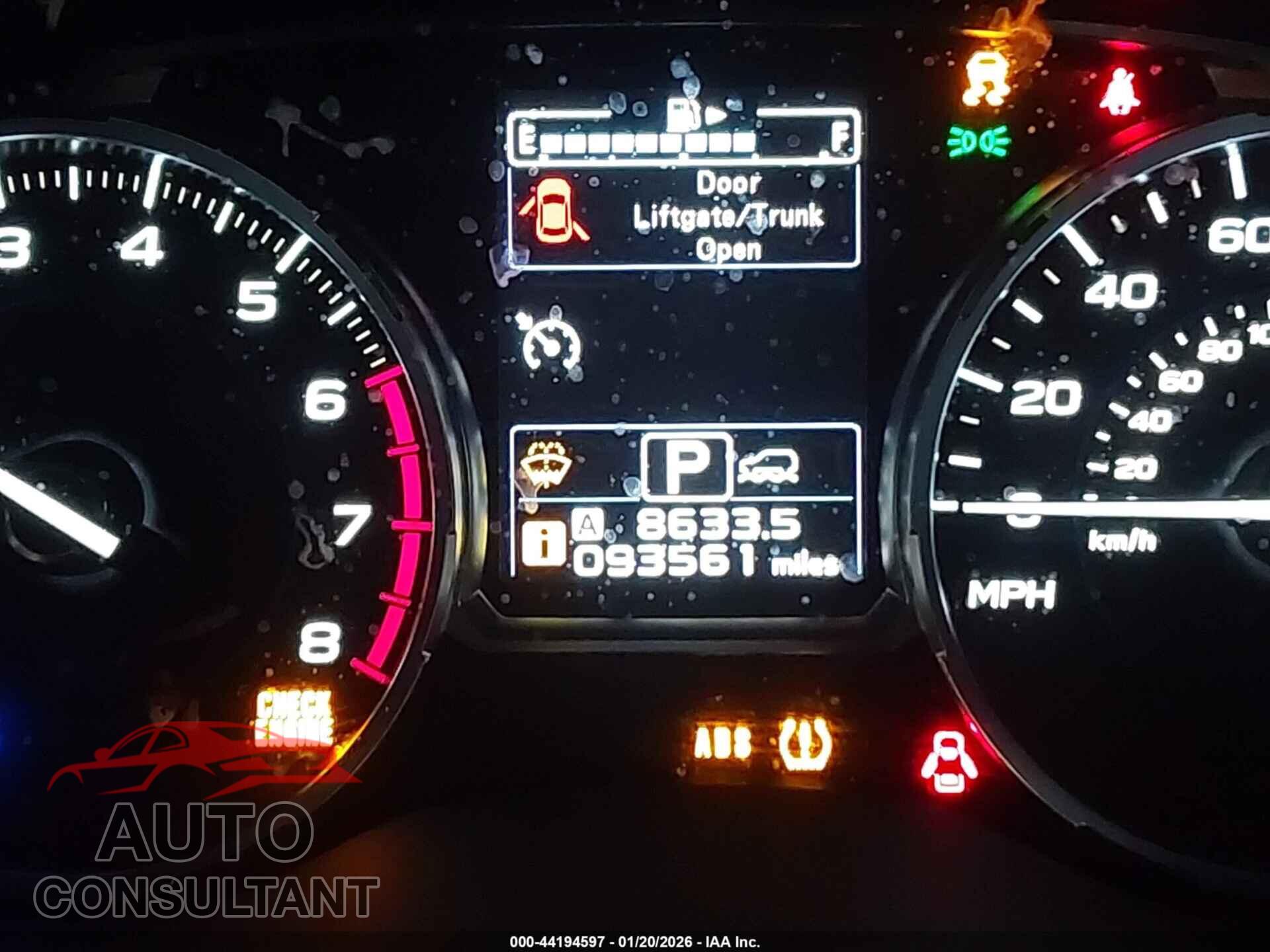 SUBARU FORESTER 2018 - JF2SJAJC8JH541435