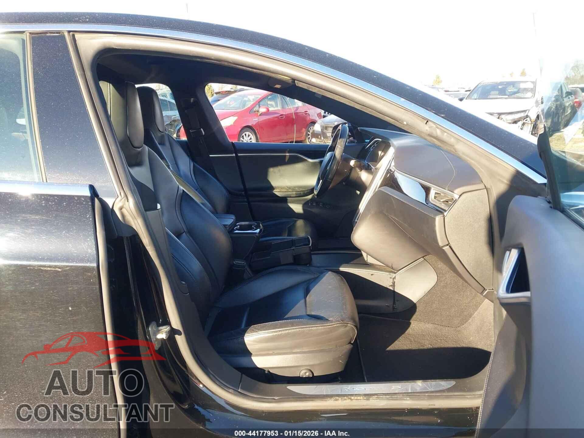 TESLA MODEL S 2016 - 5YJSA1E21GF158185