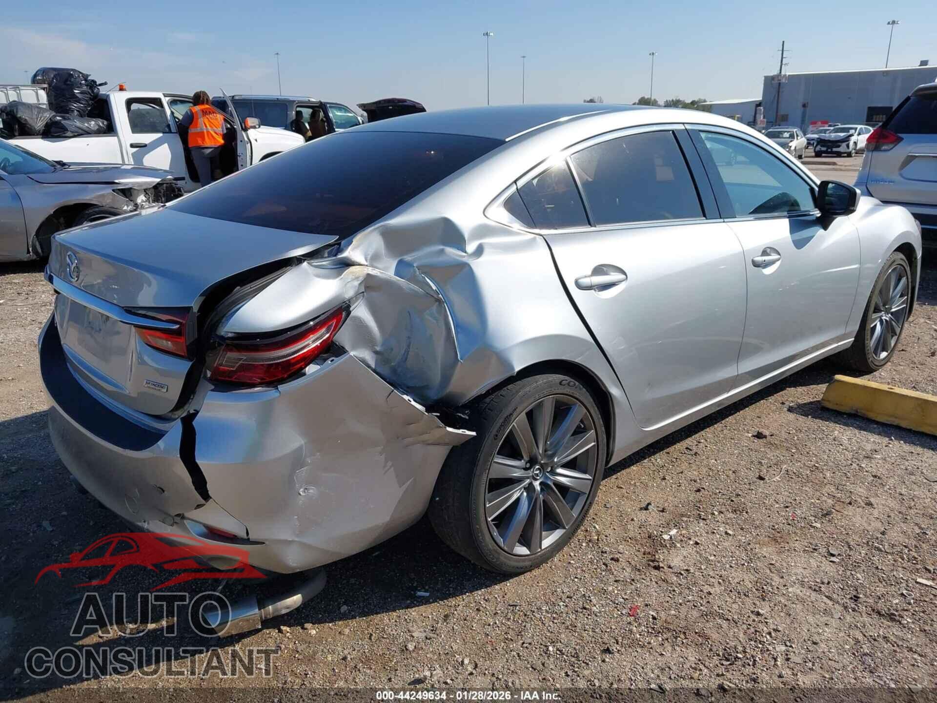 MAZDA MAZDA6 2018 - JM1GL1VM1J1302240