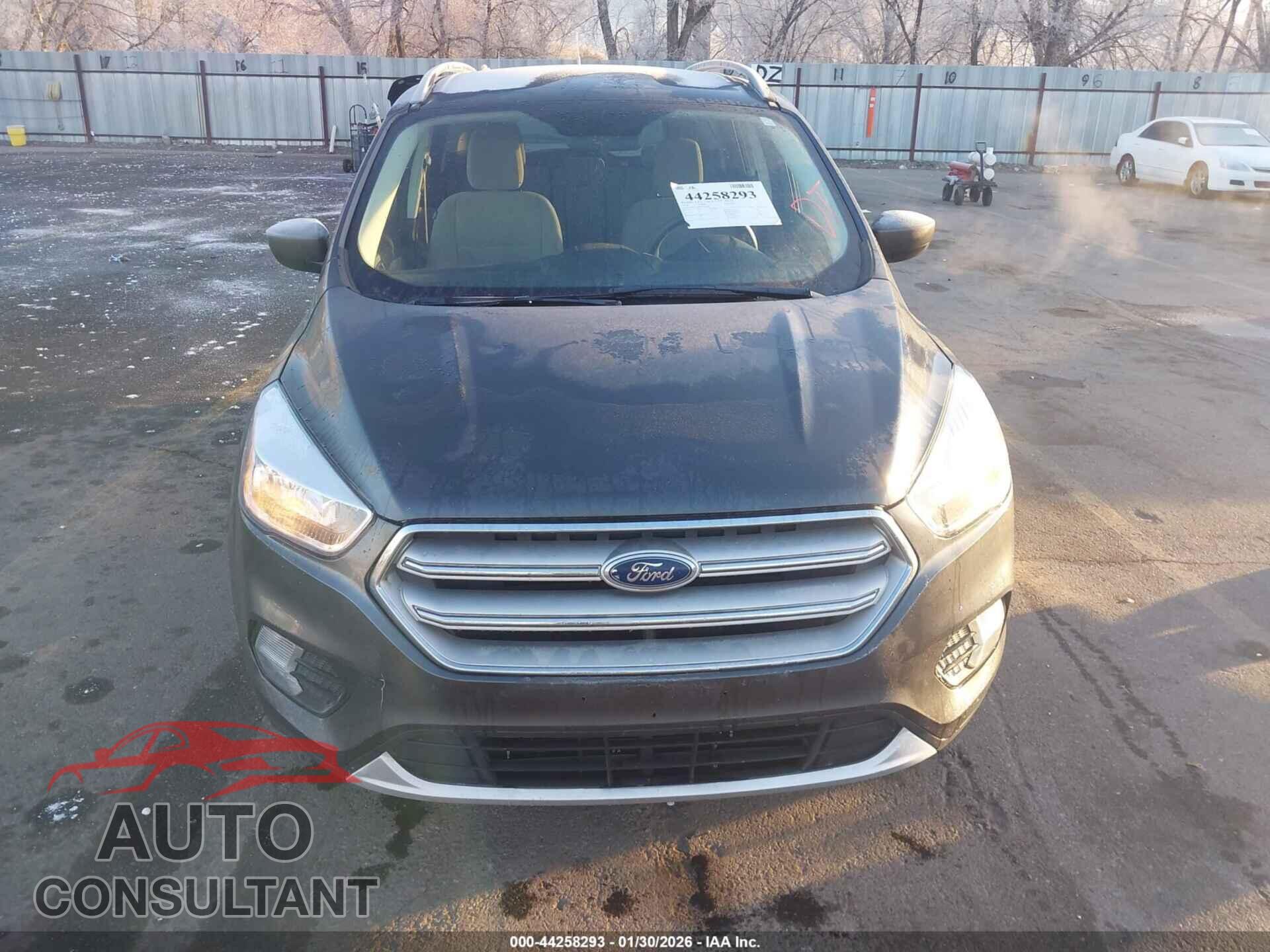 FORD ESCAPE 2018 - 1FMCU9GD4JUD07787