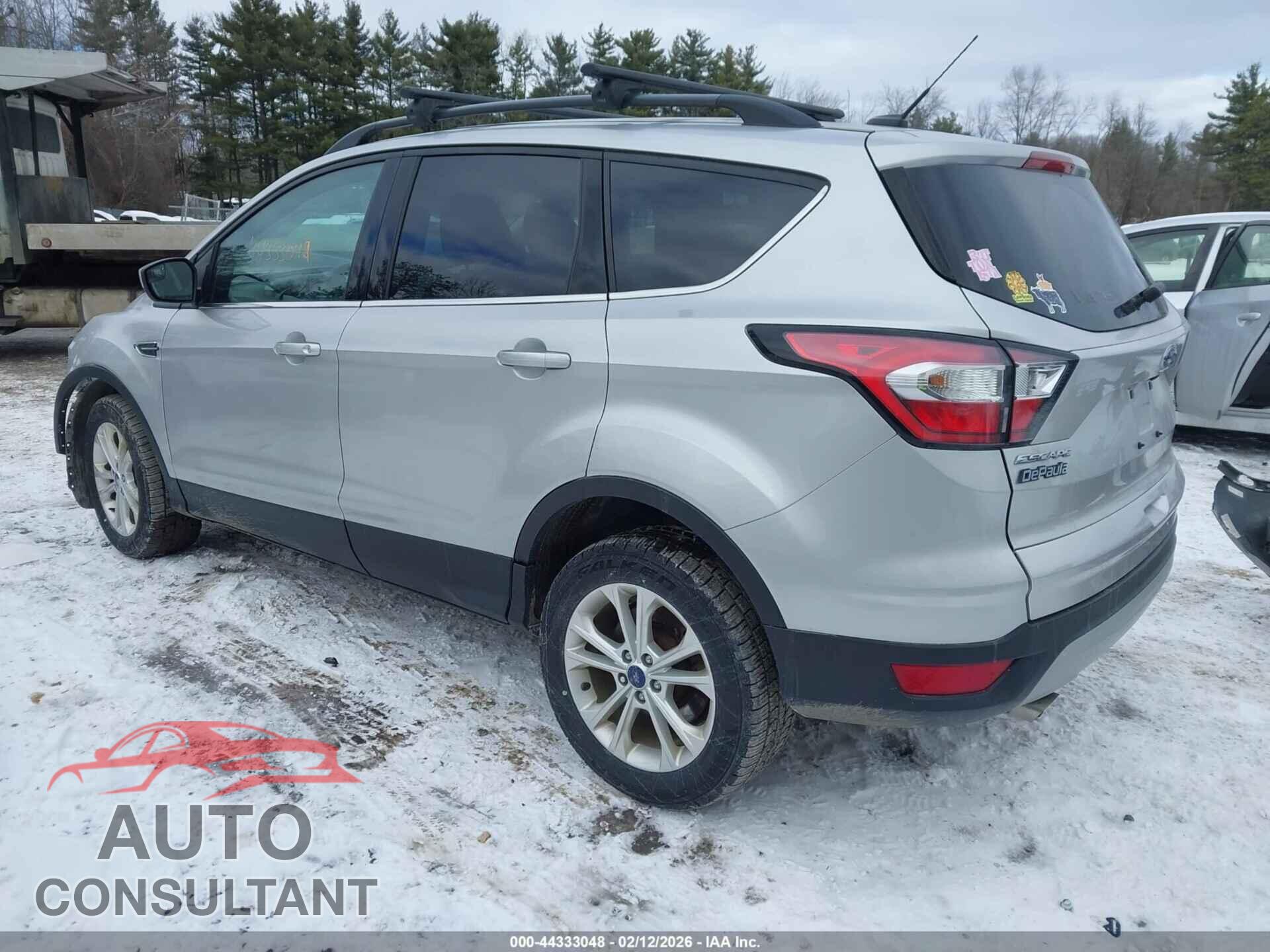 FORD ESCAPE 2017 - 1FMCU9G99HUE11620