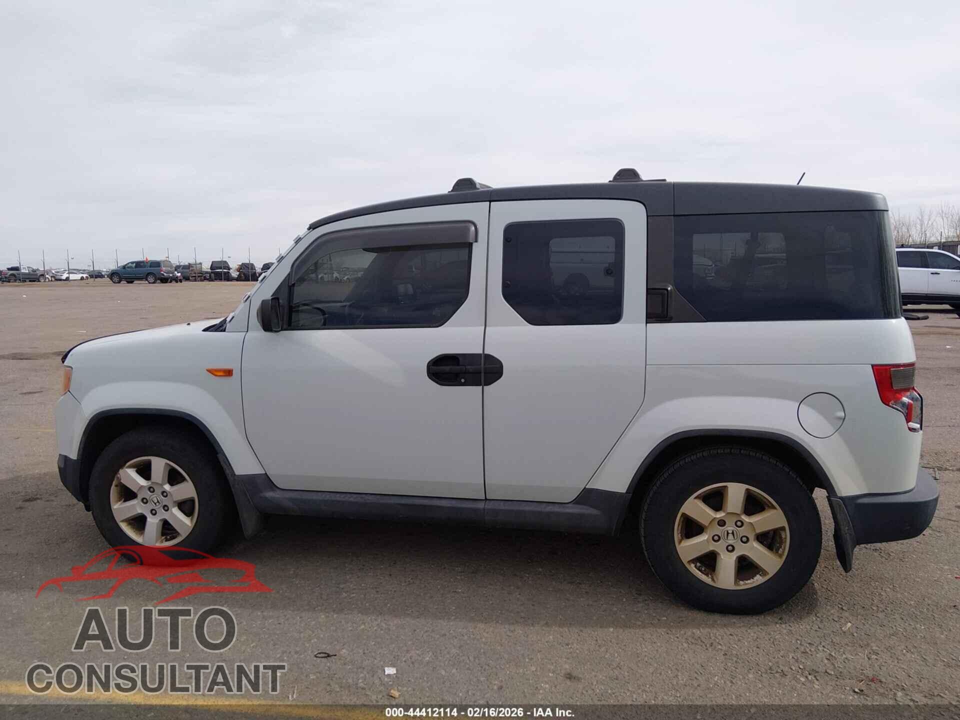 HONDA ELEMENT 2011 - 5J6YH2H70BL003369