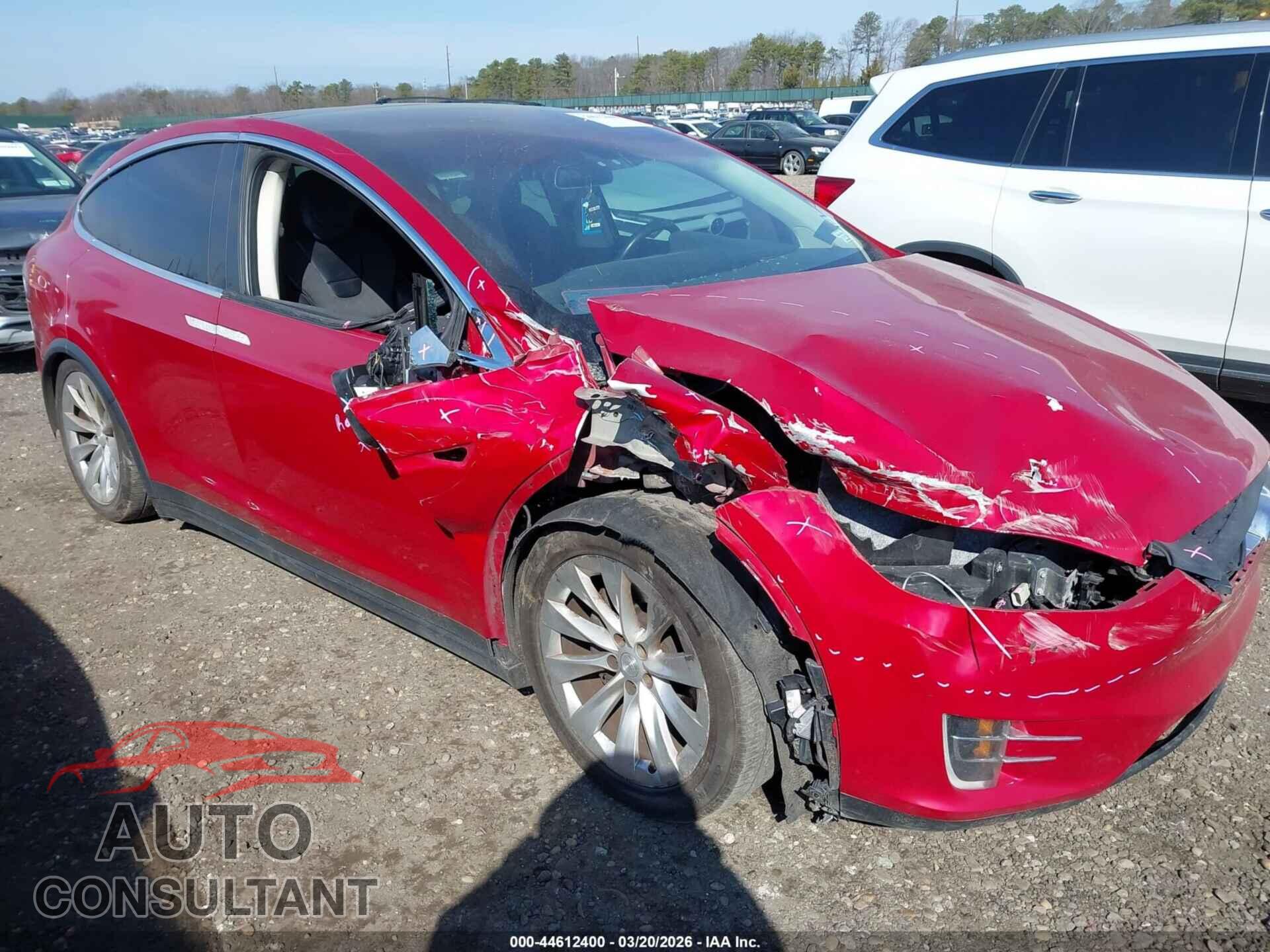 TESLA MODEL X 2016 - 5YJXCBE20GF013287