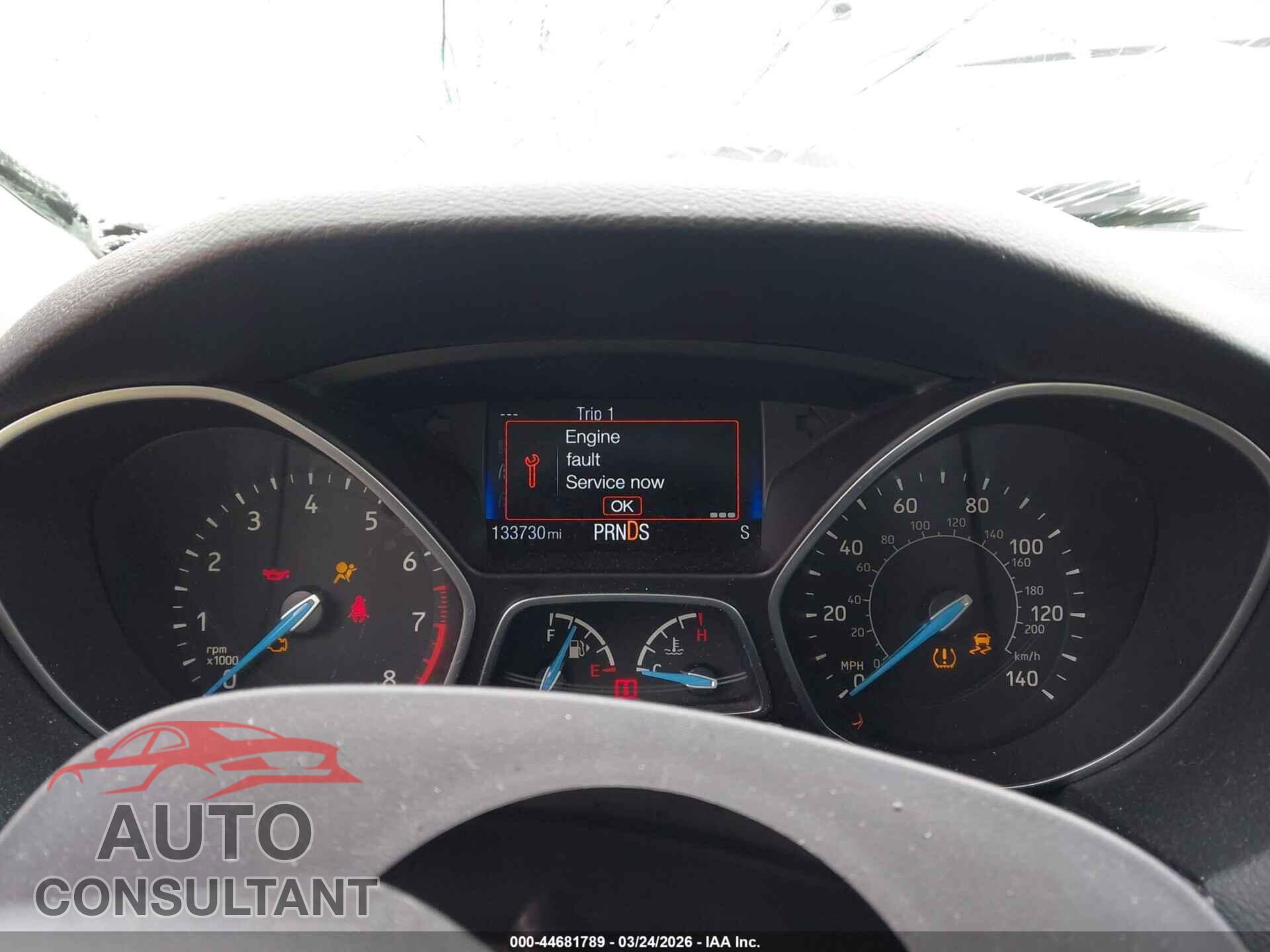 FORD FOCUS 2015 - 1FADP3K26FL360982