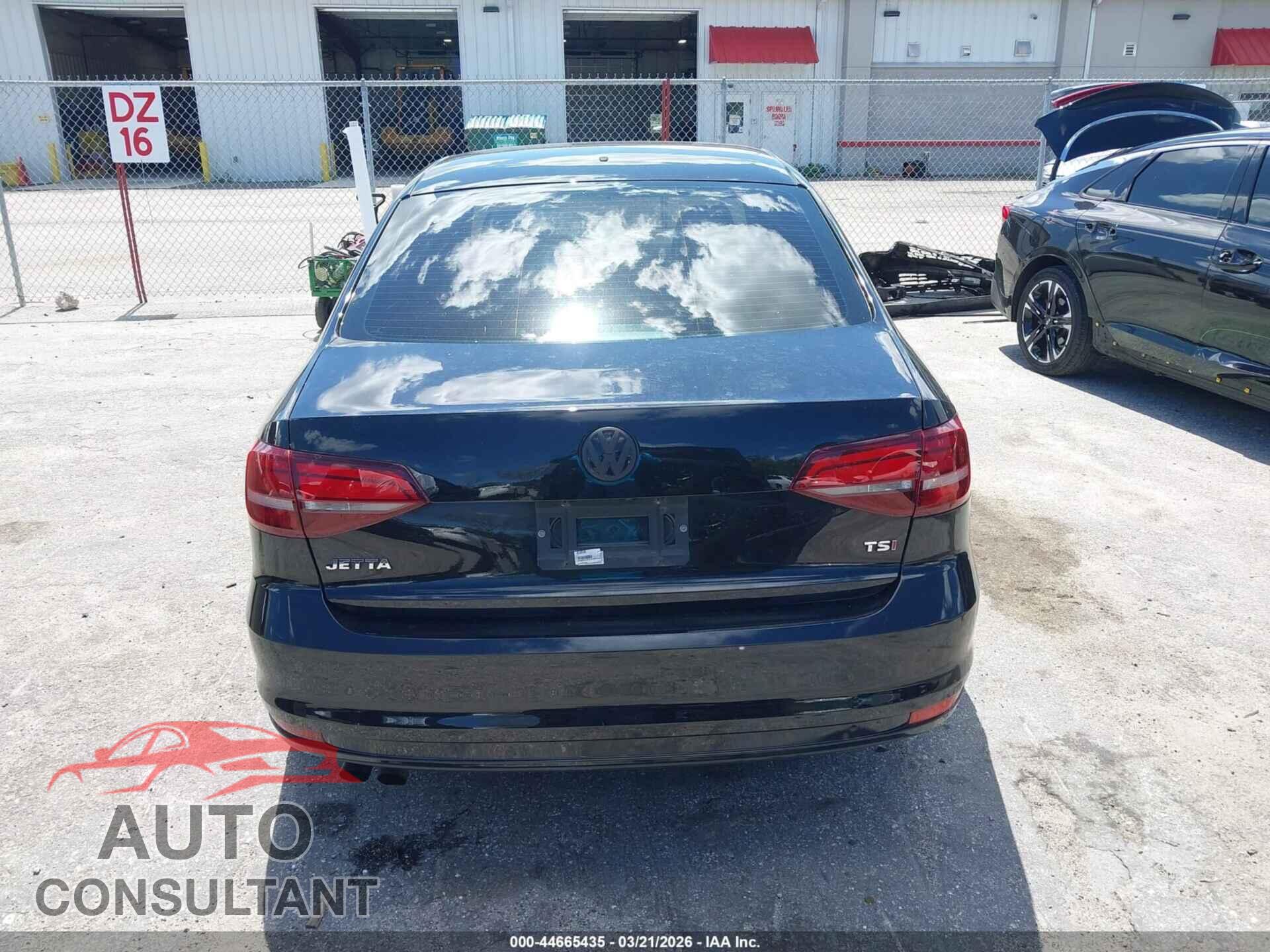 VOLKSWAGEN JETTA 2017 - 3VW2B7AJ2HM394125