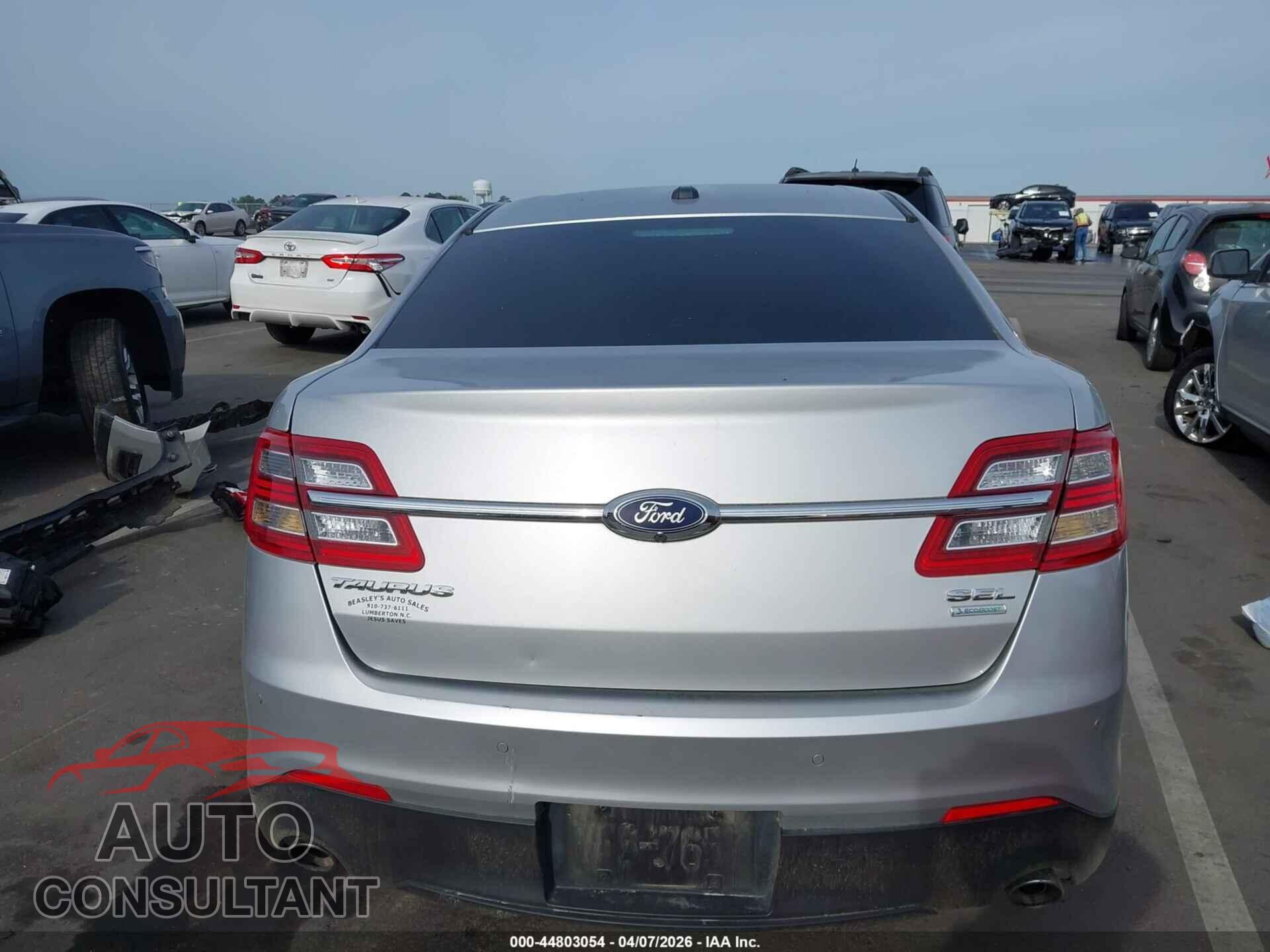 FORD TAURUS 2016 - 1FAHP2E90GG141871