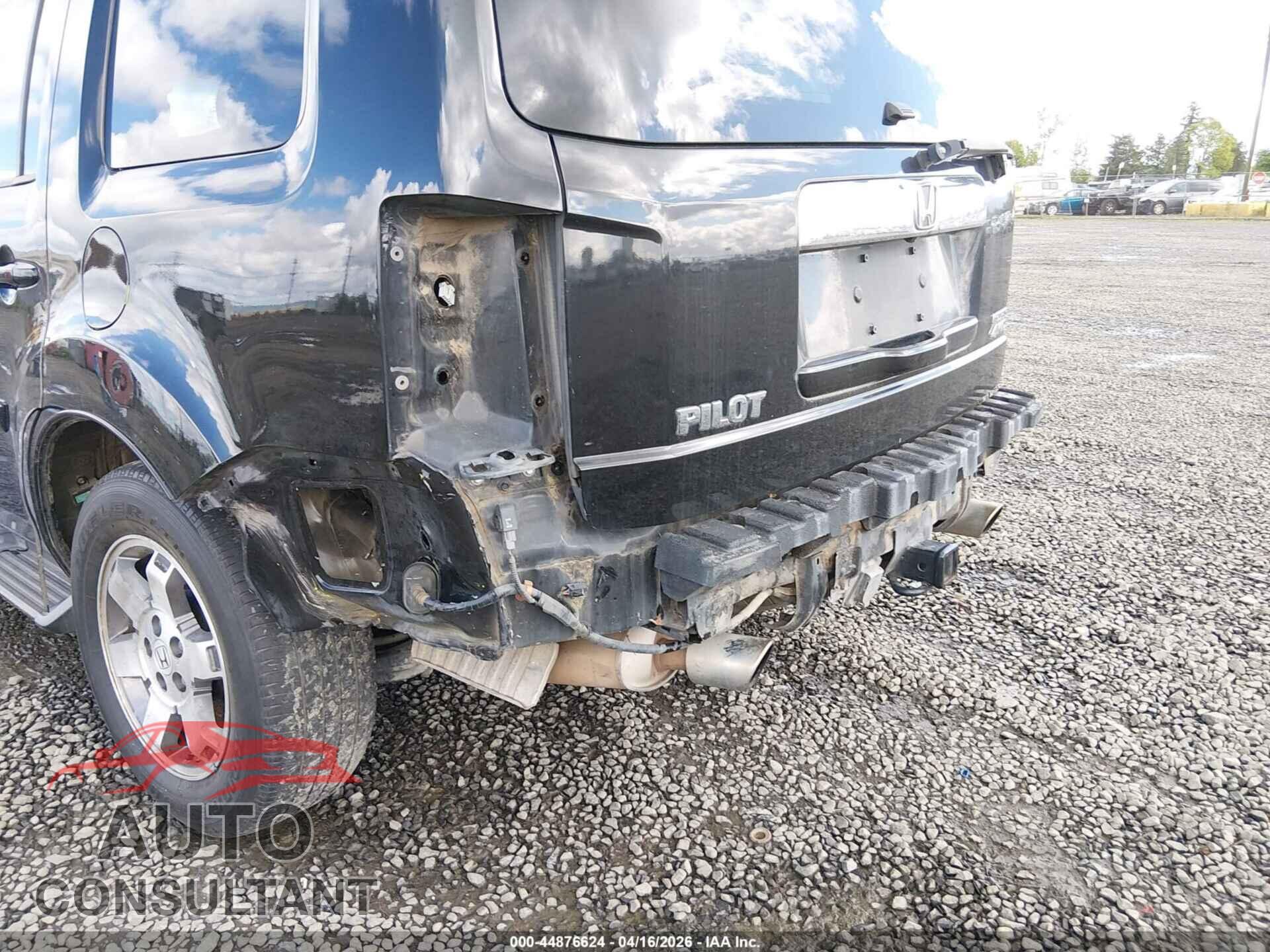 HONDA PILOT 2011 - 5FNYF4H90BB061185