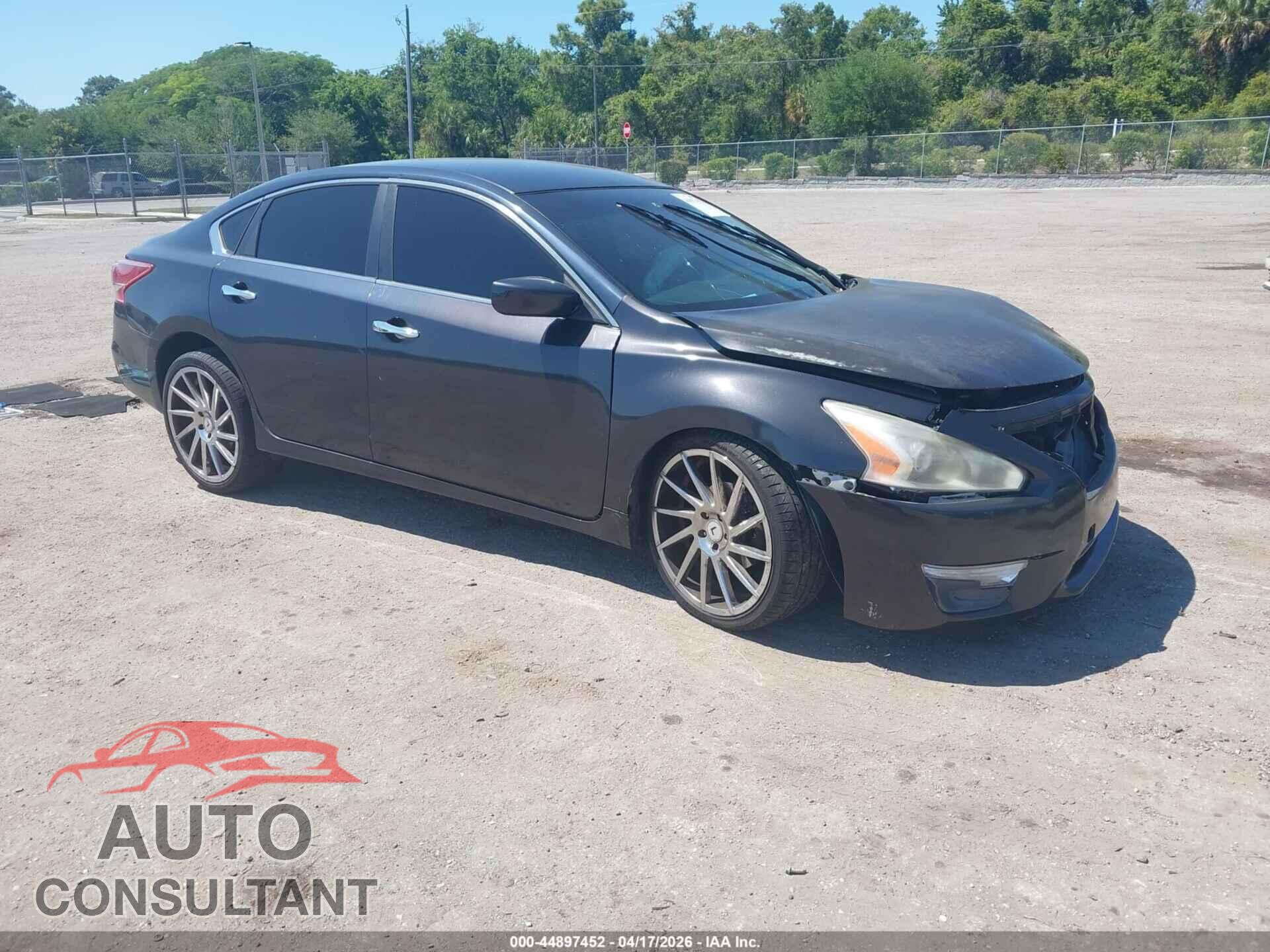 NISSAN ALTIMA 2013 - 1N4AL3AP4DC146484