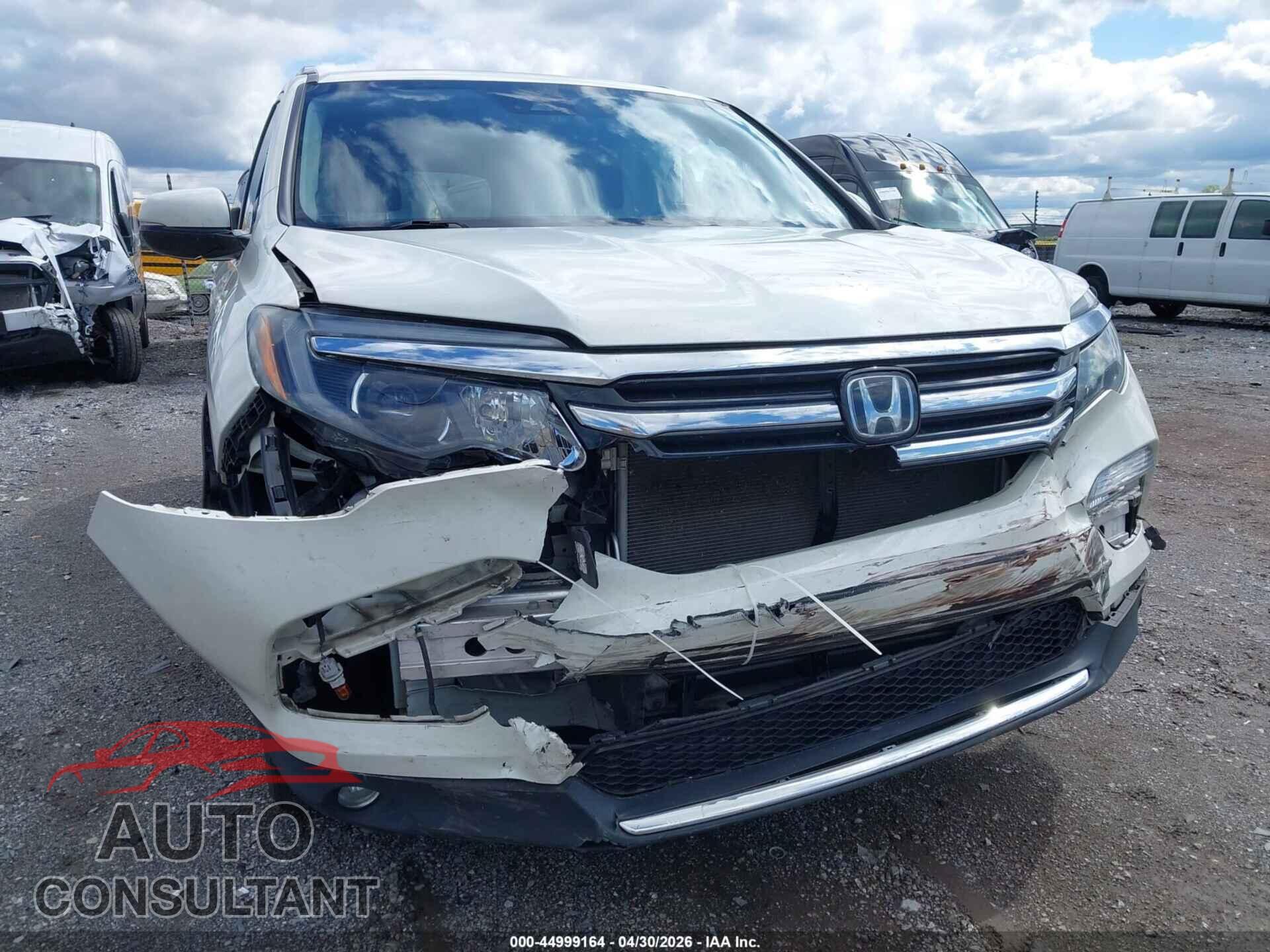 HONDA PILOT 2017 - 5FNYF6H02HB098292