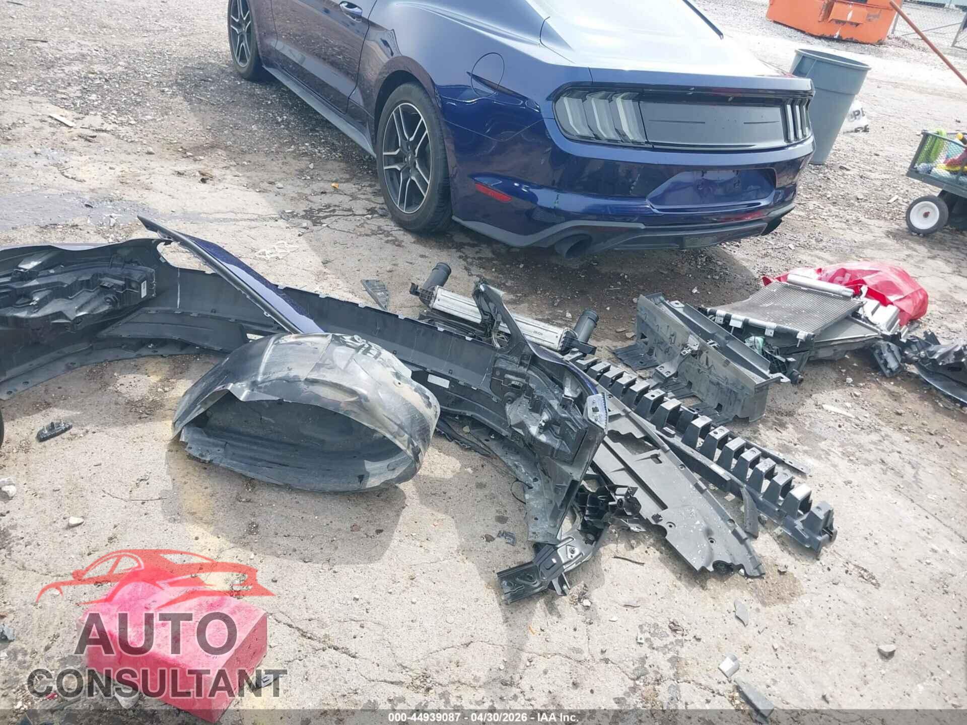 FORD MUSTANG 2018 - 1FA6P8TH5J5163873