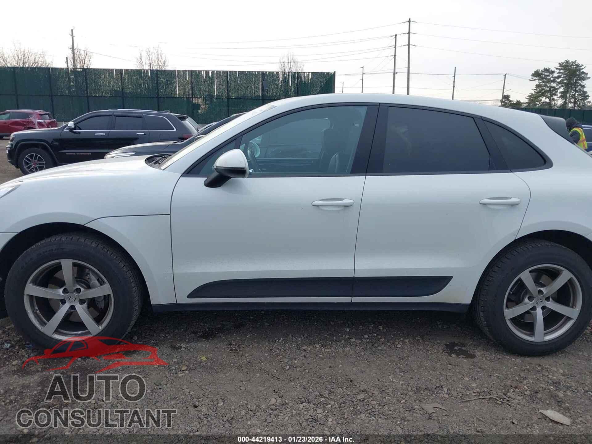 PORSCHE MACAN 2017 - WP1AA2A56HLB83081