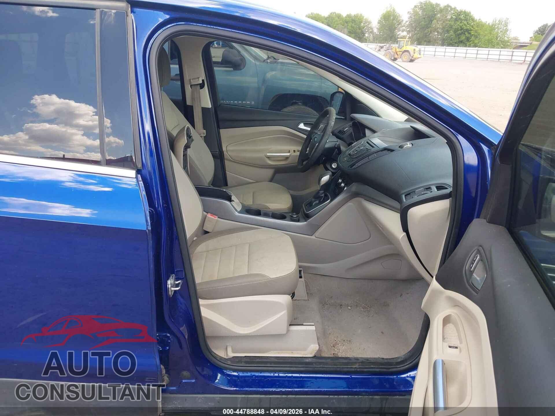 FORD ESCAPE 2013 - 1FMCU0GX9DUC61514