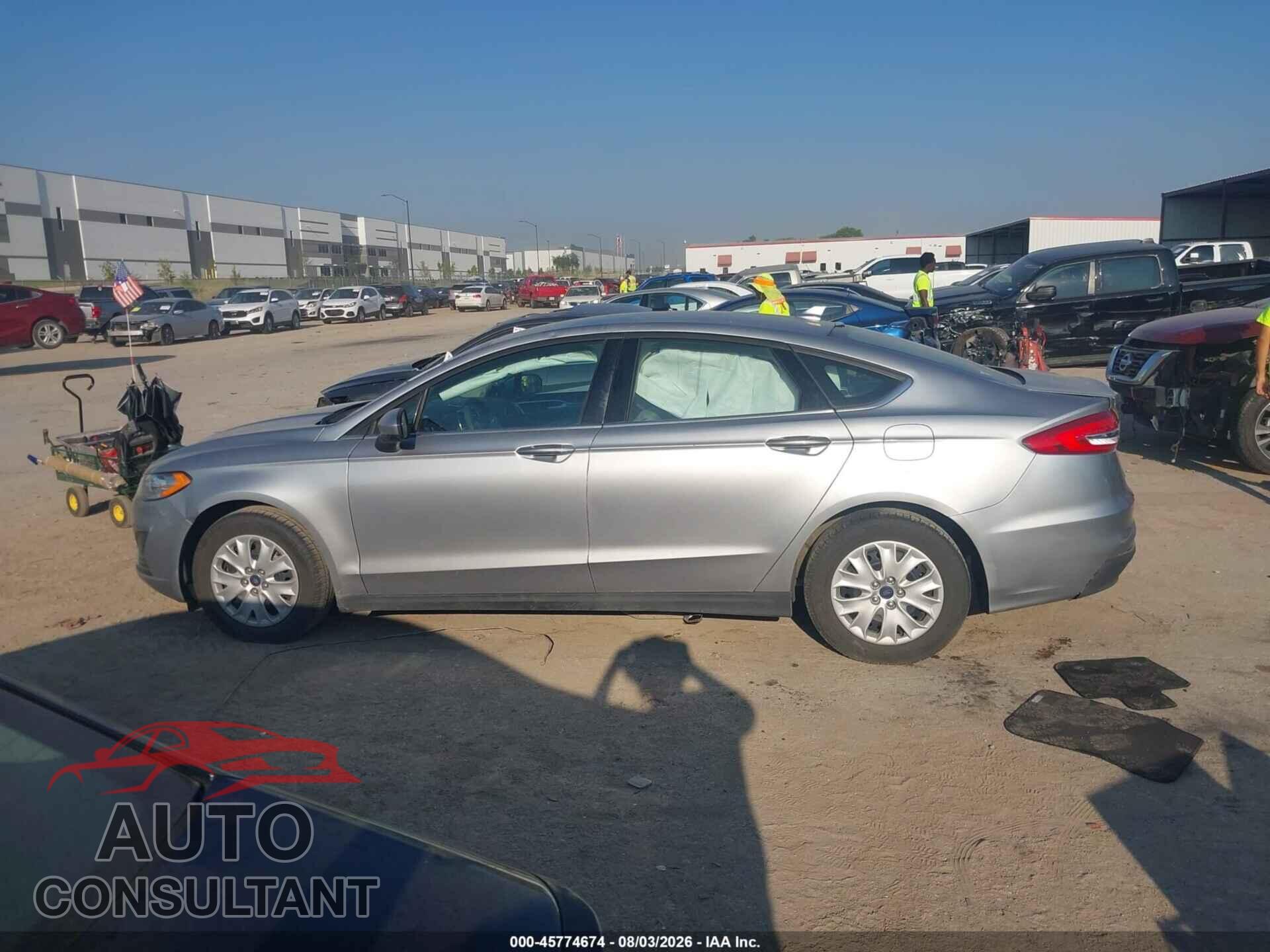 FORD FUSION 2020 - 3FA6P0G79LR227724