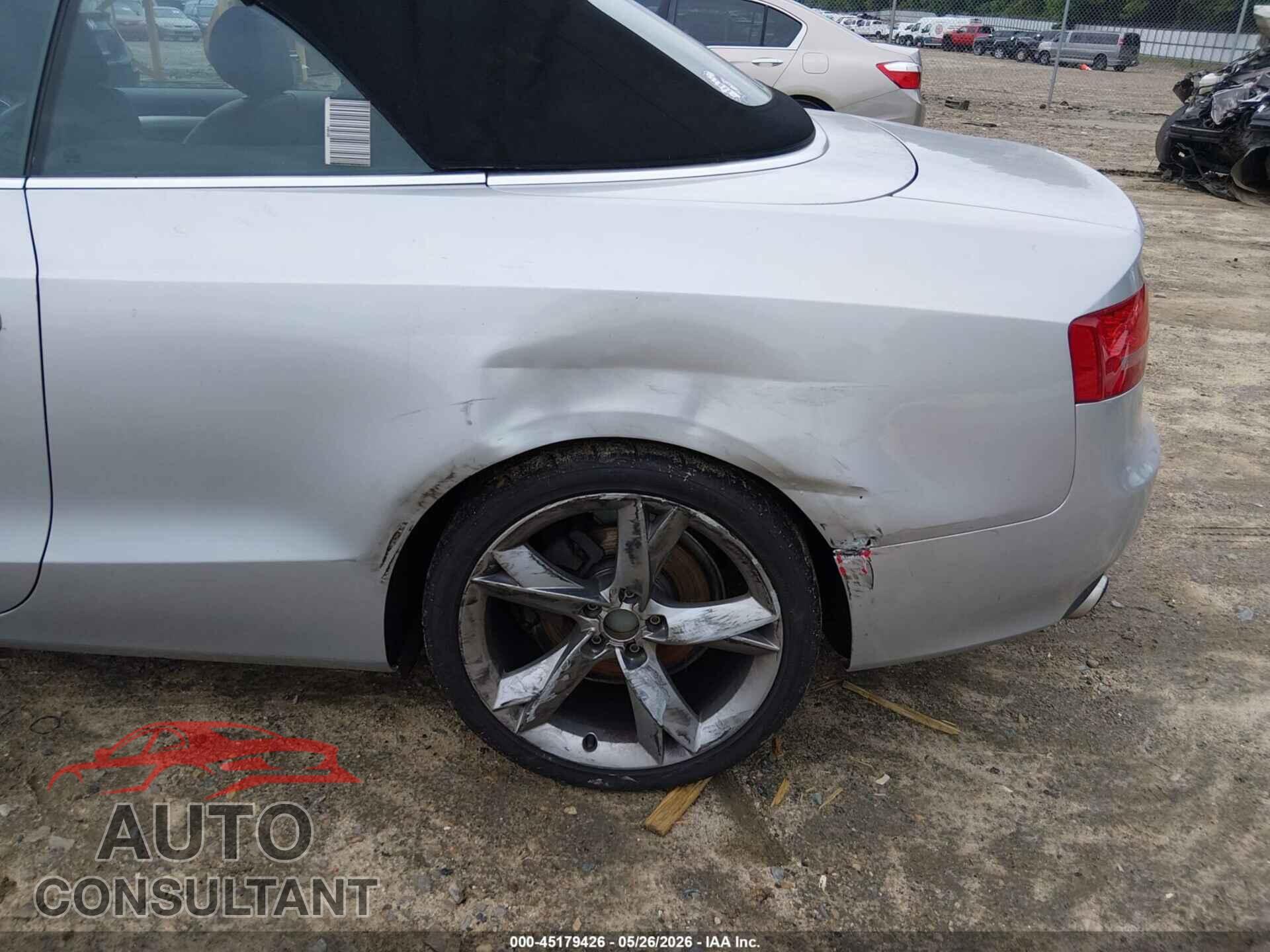 AUDI A5 2012 - WAUJFAFH2CN005338