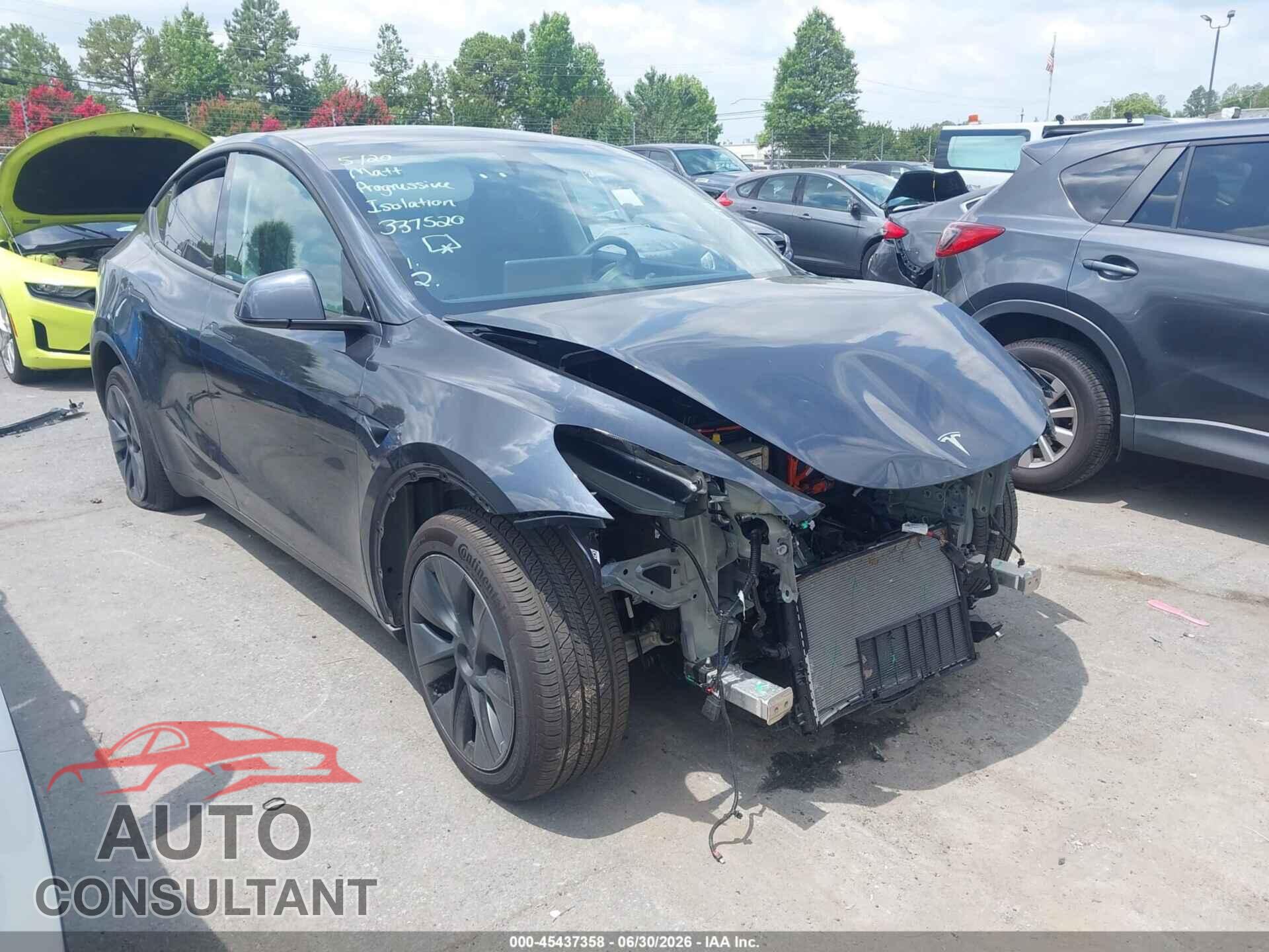 TESLA MODEL Y 2025 - 7SAYGDEE1SA337520