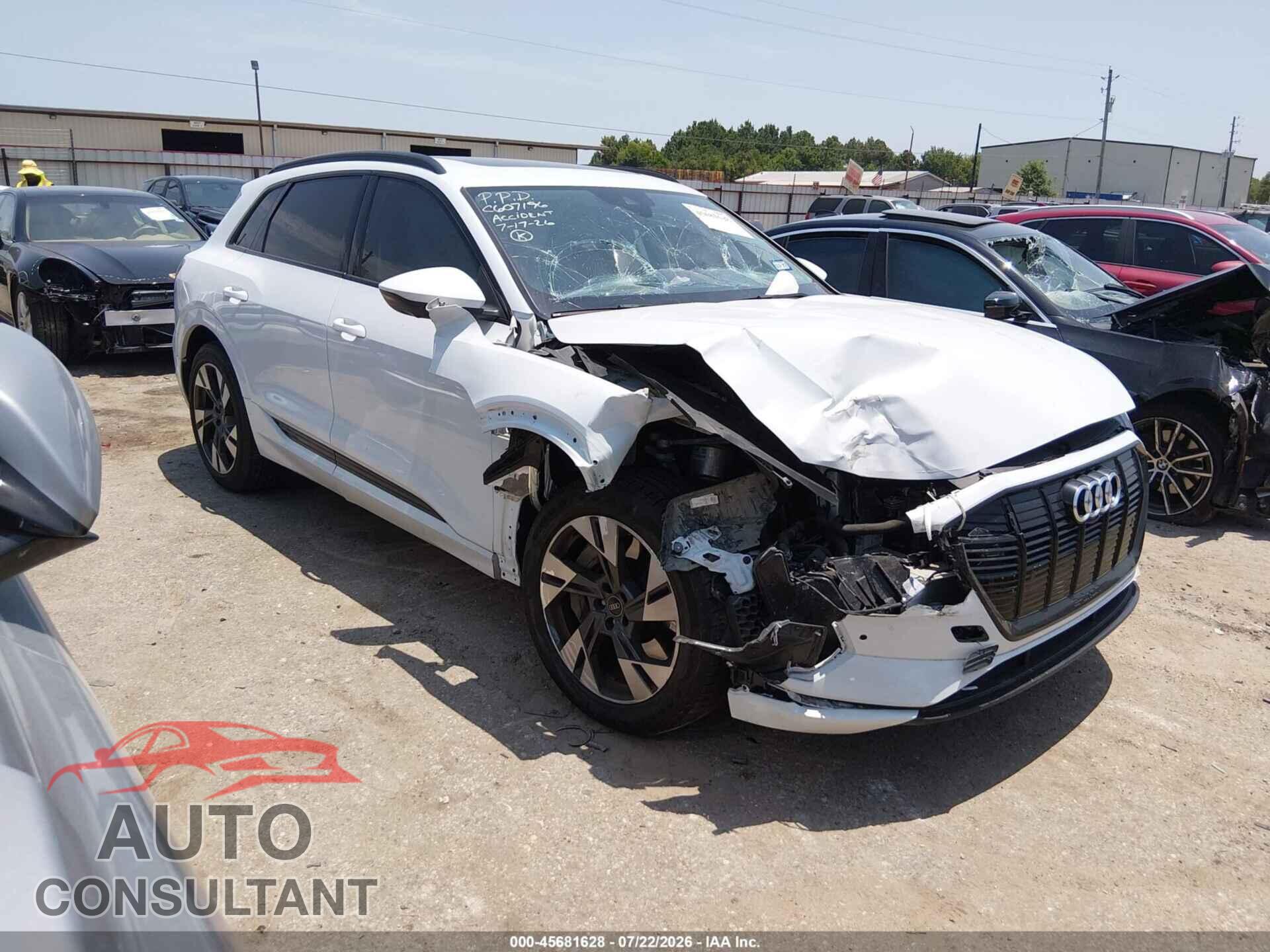AUDI E-TRON 2021 - WA1AAAGE9MB007848