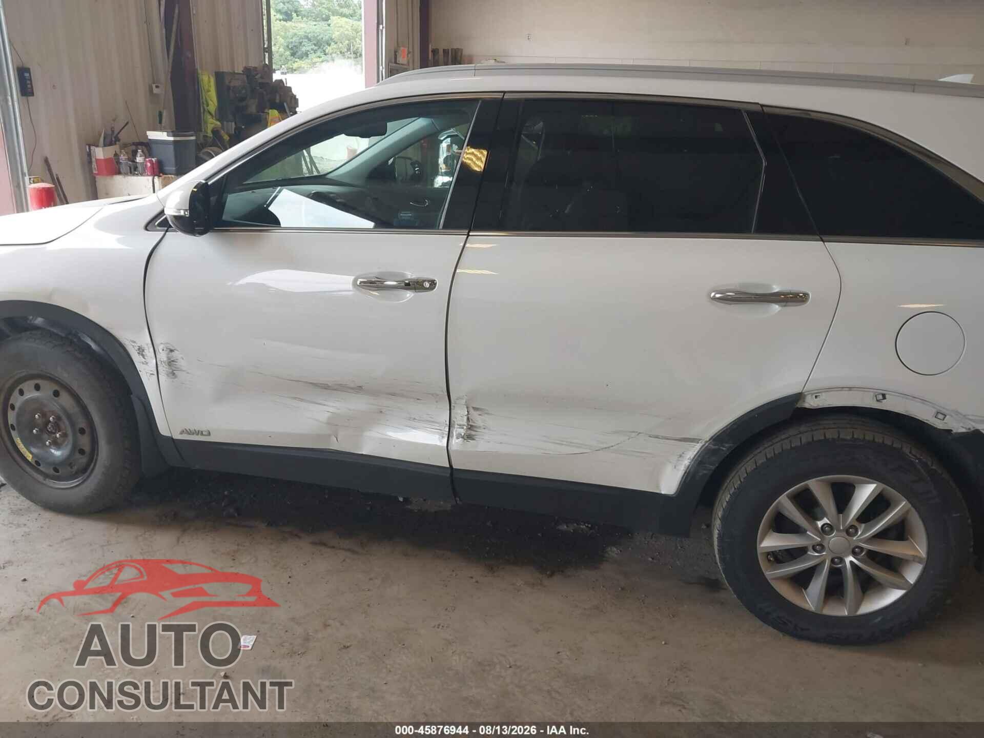 KIA SORENTO 2017 - 5XYPGDA34HG265231