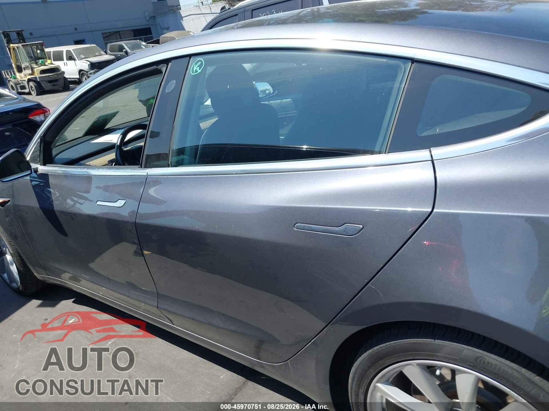 TESLA MODEL 3 2018 - 5YJ3E1EA5JF163087