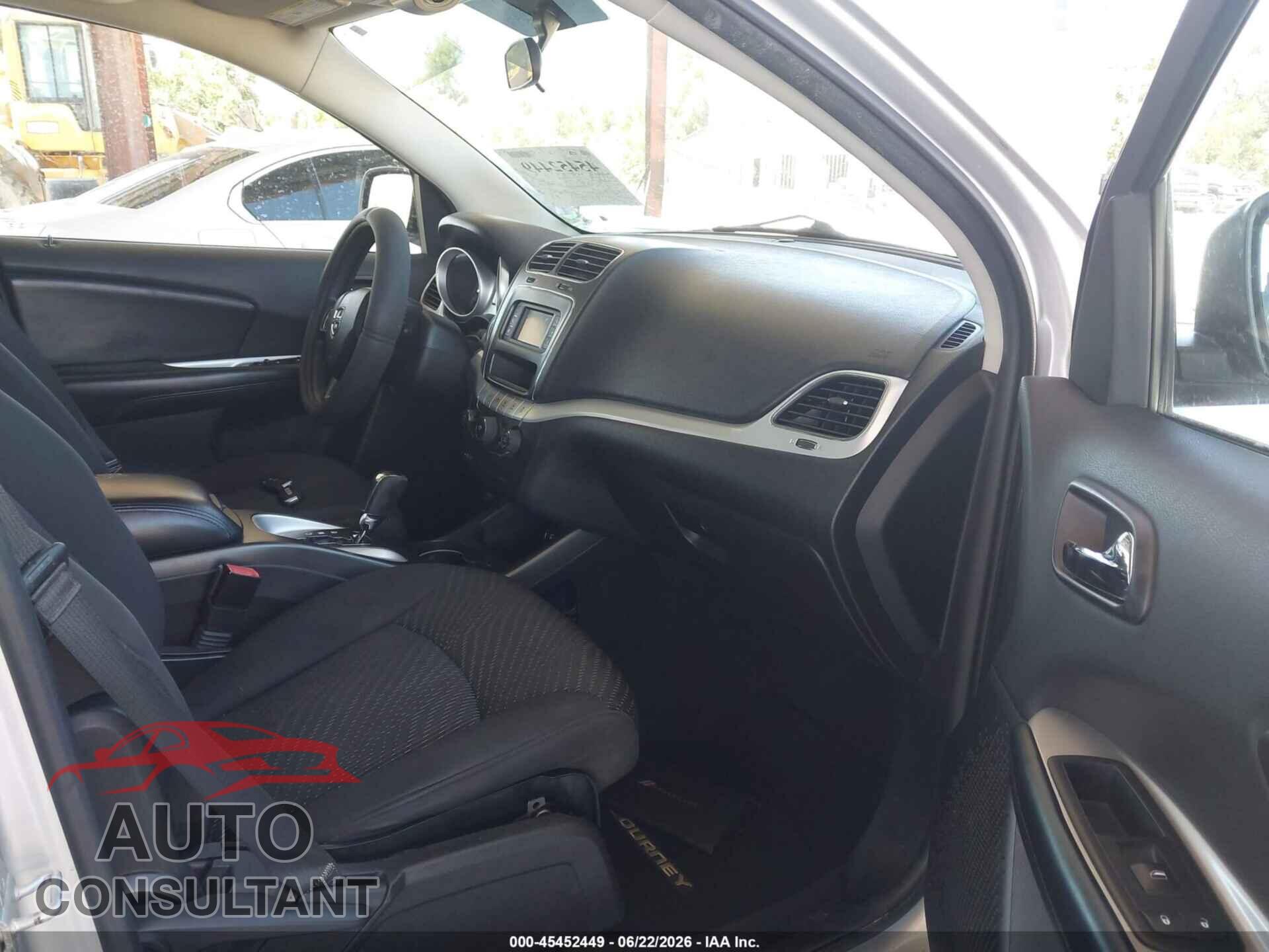 DODGE JOURNEY 2012 - 3C4PDCBG0CT393911
