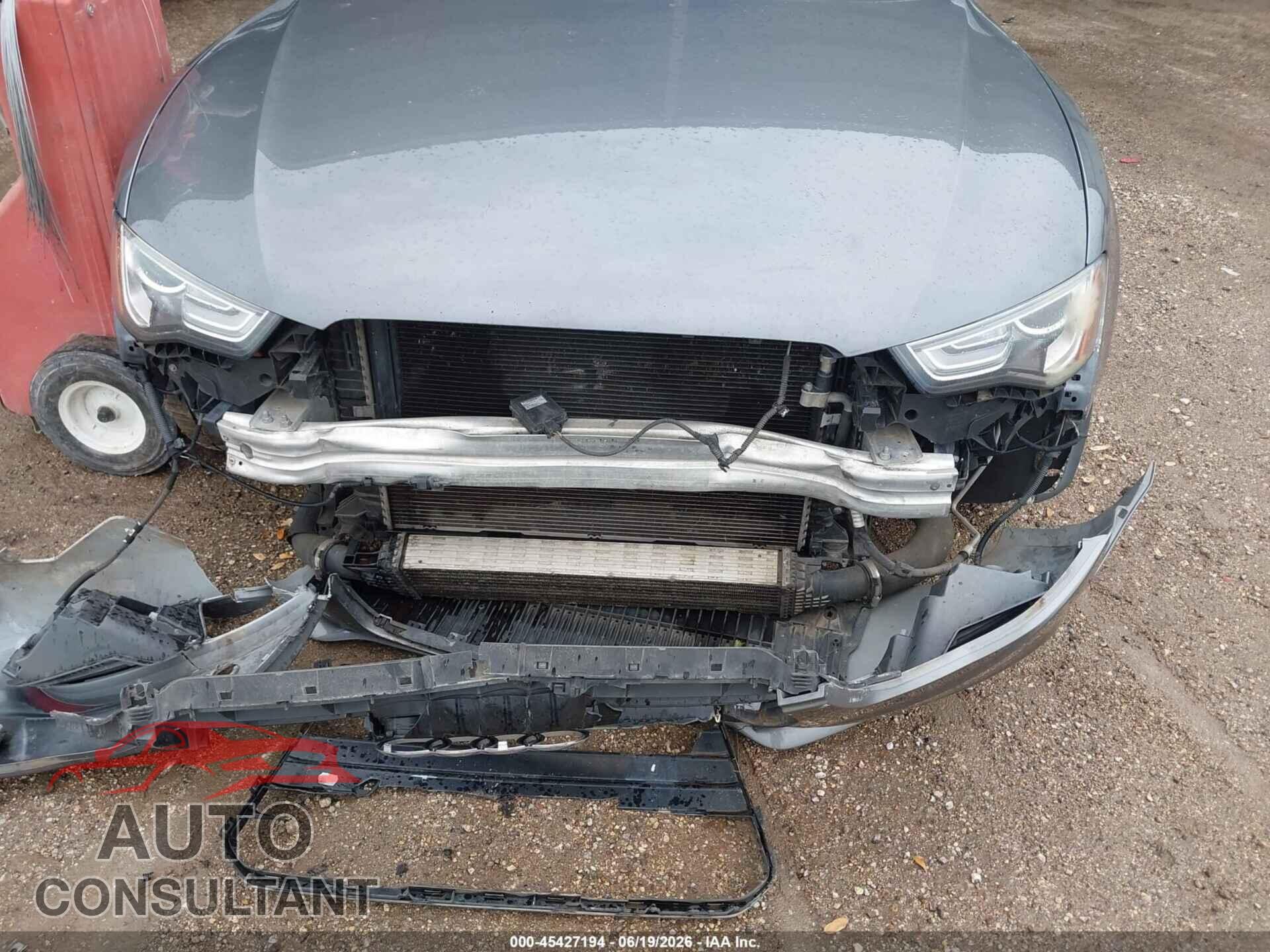 AUDI A5 2014 - WAULFAFR1EA033949