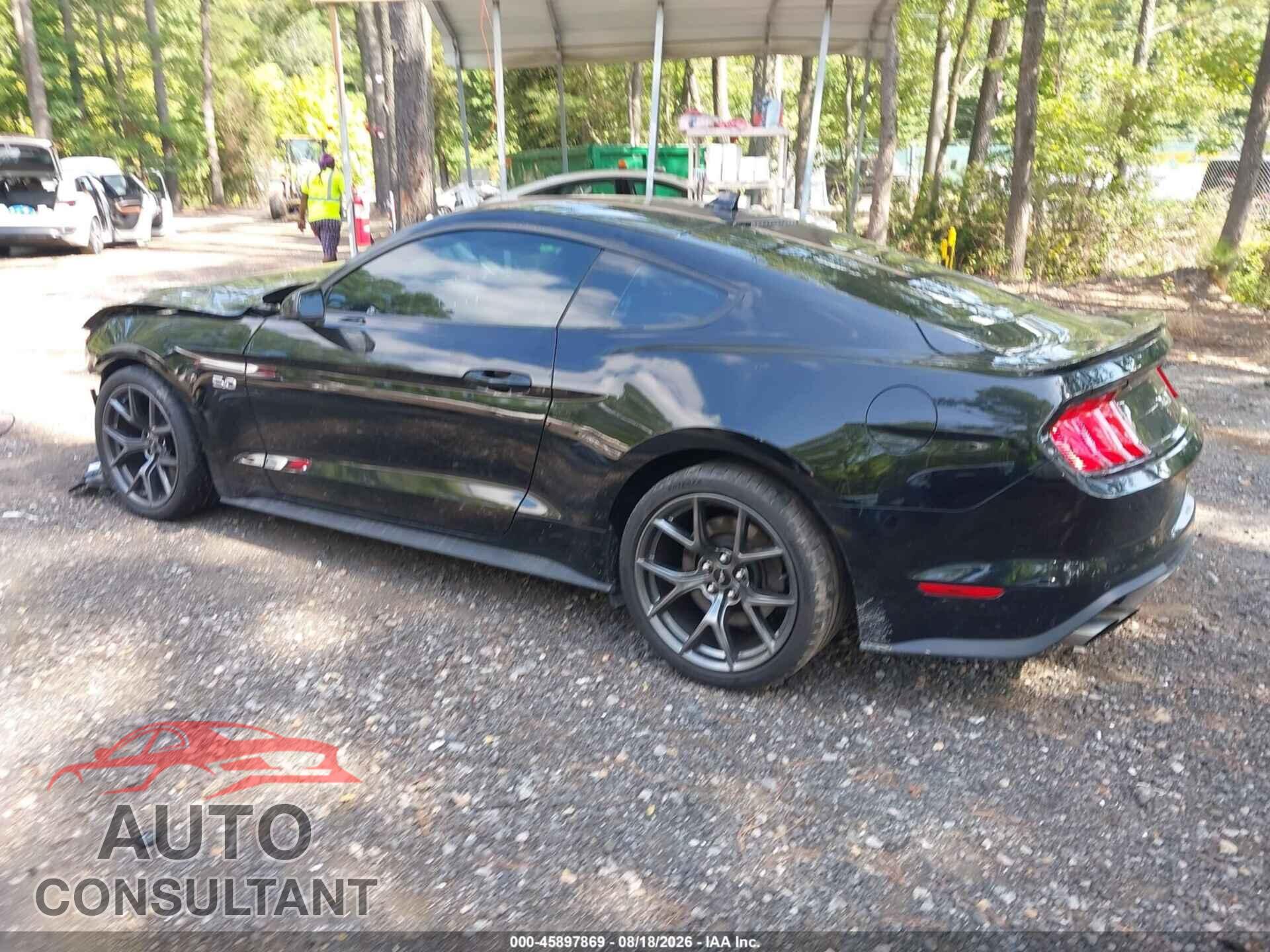 FORD MUSTANG 2020 - 1FA6P8CF2L5171740