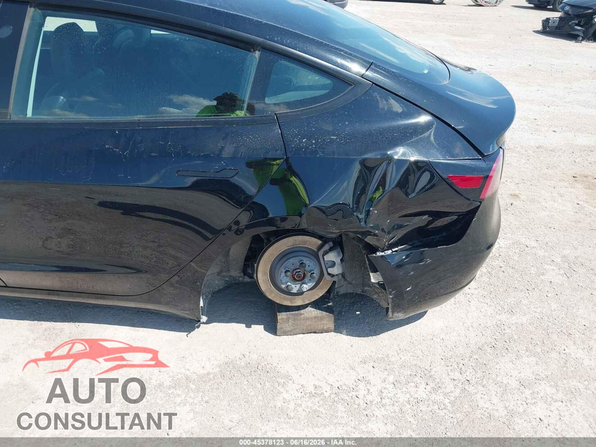 TESLA MODEL 3 2023 - 5YJ3E1EA0PF435599