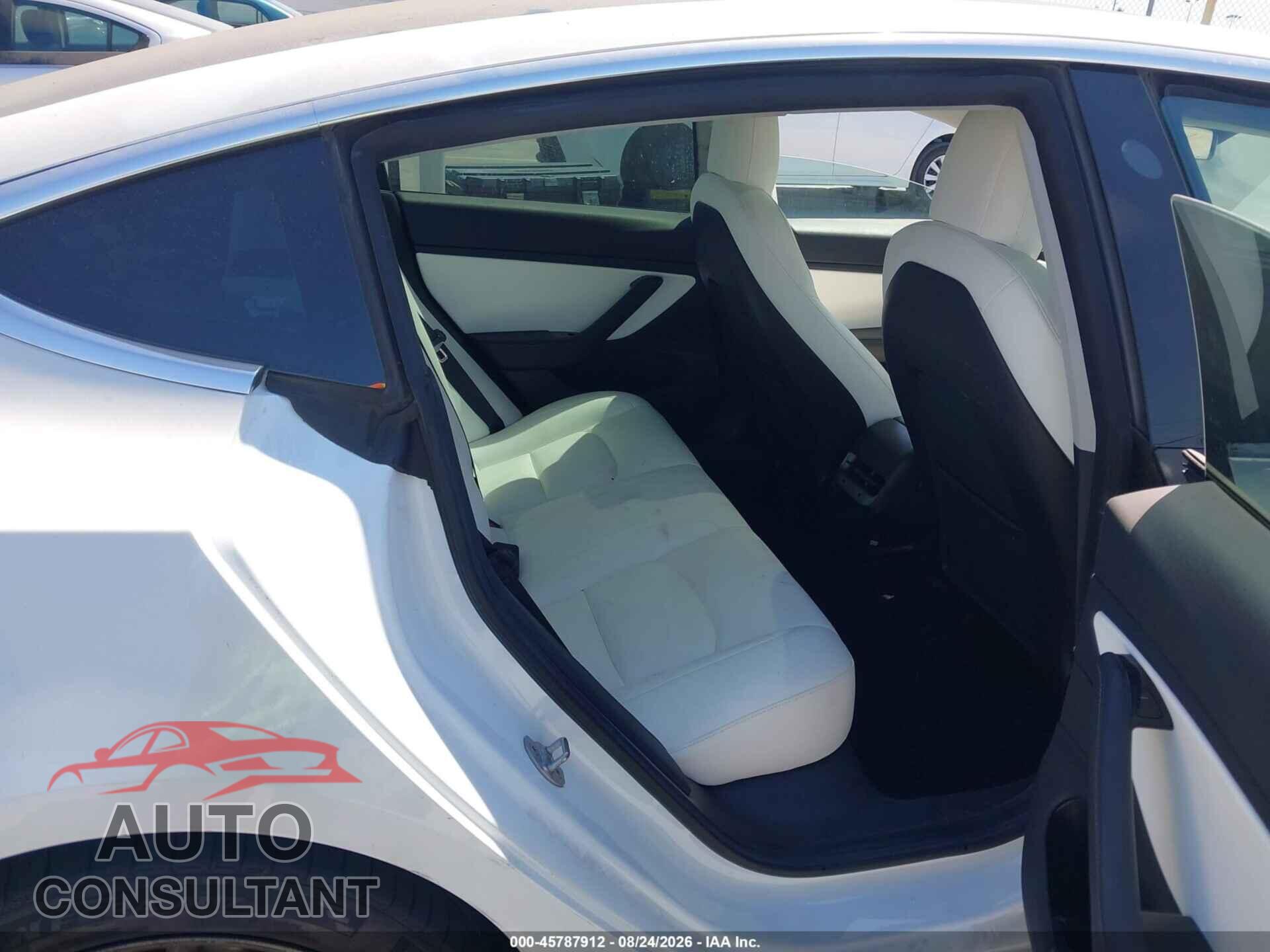 TESLA MODEL 3 2019 - 5YJ3E1EB2KF513124