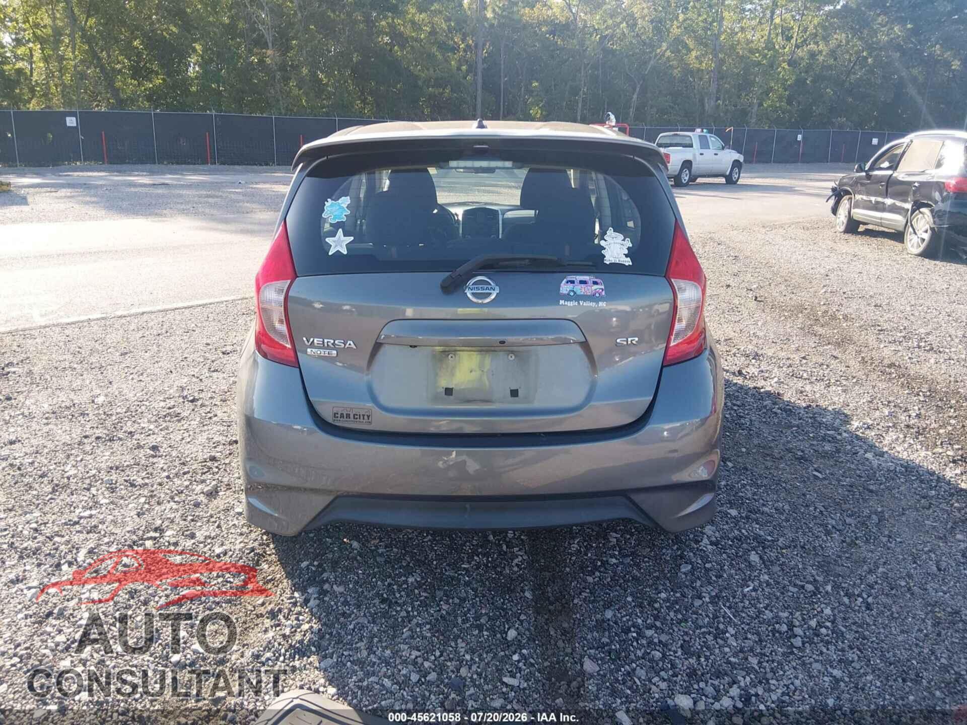 NISSAN VERSA NOTE 2018 - 3N1CE2CP4JL359331