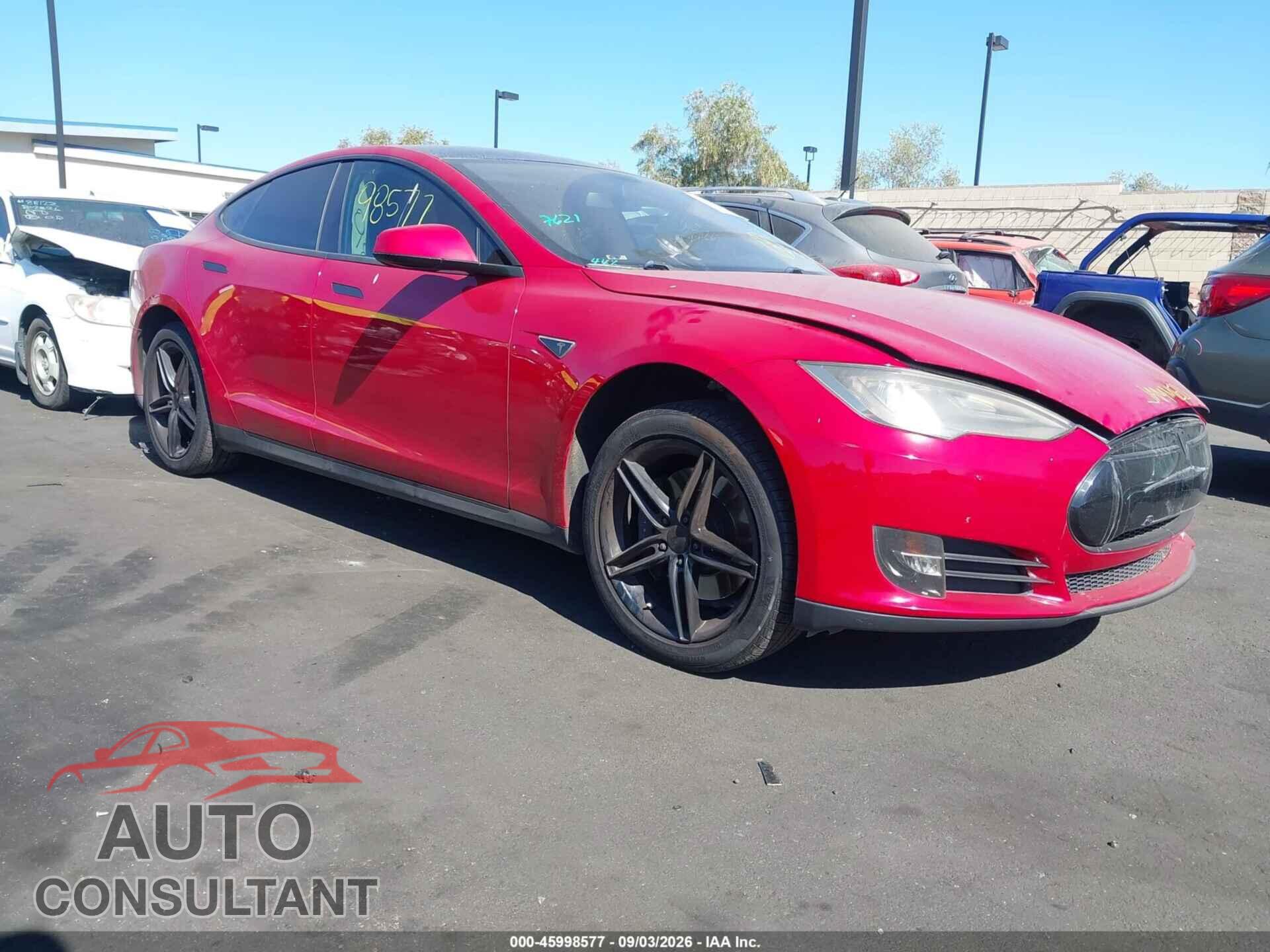 TESLA MODEL S 2013 - 5YJSA1DP0DFP09635