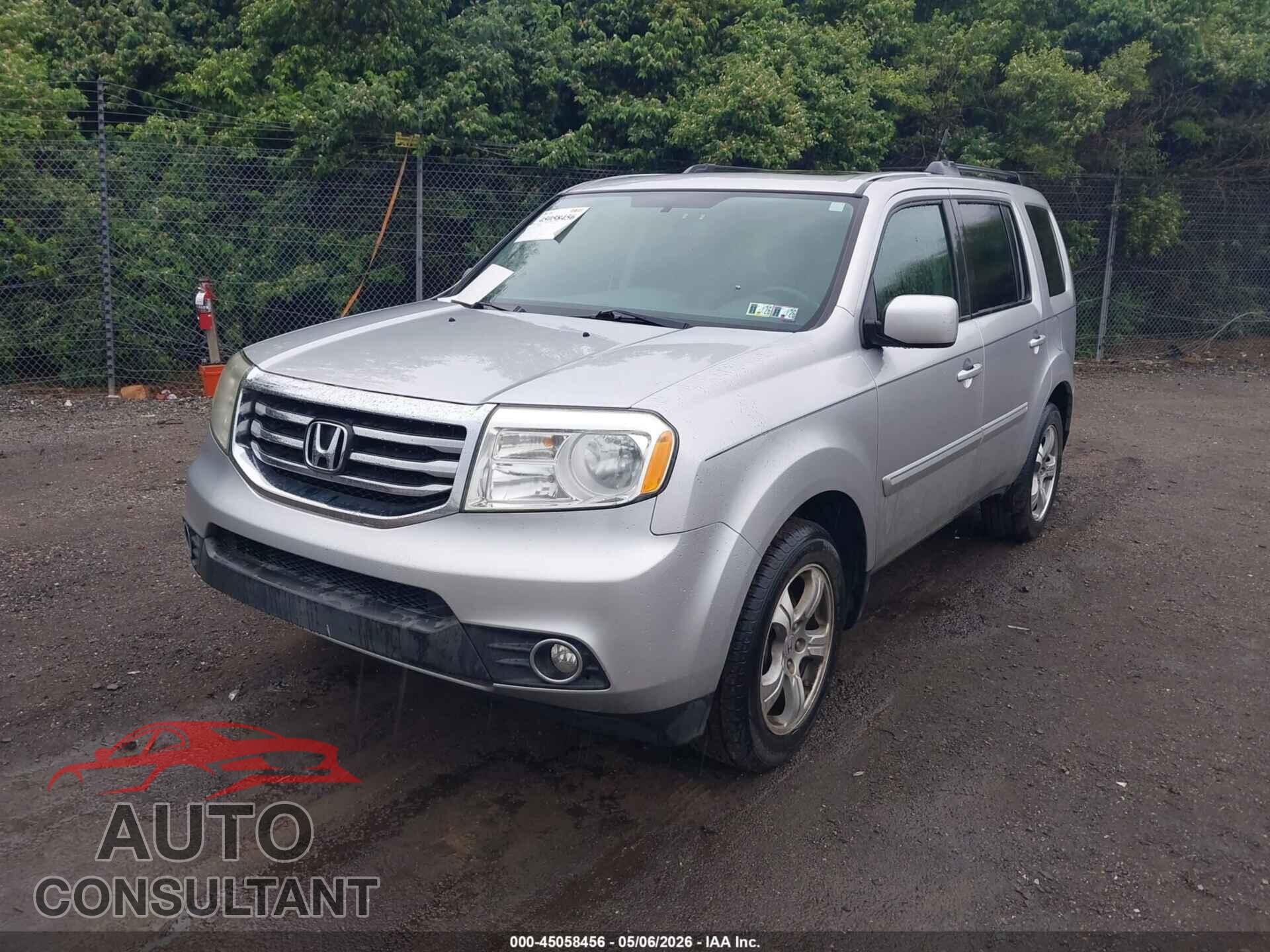 HONDA PILOT 2014 - 5FNYF4H59EB048100