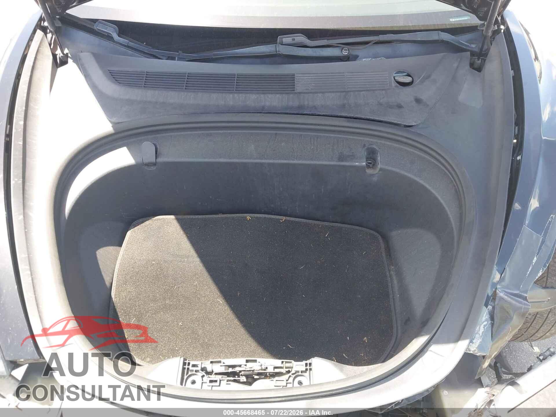 TESLA MODEL 3 2018 - 5YJ3E1EA0JF157231