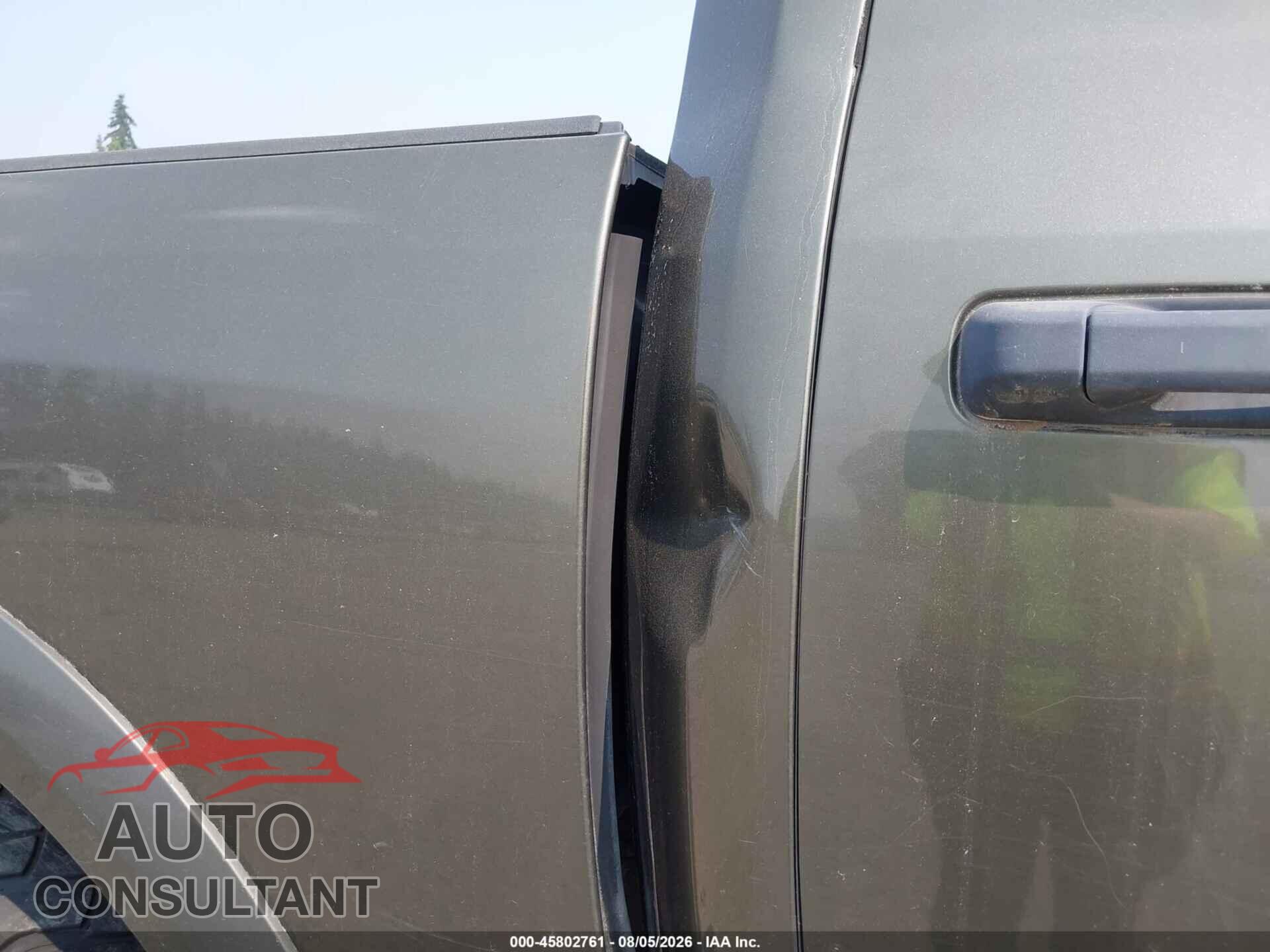 DODGE RAM 1500 2012 - 1C6RD7LT2CS176512