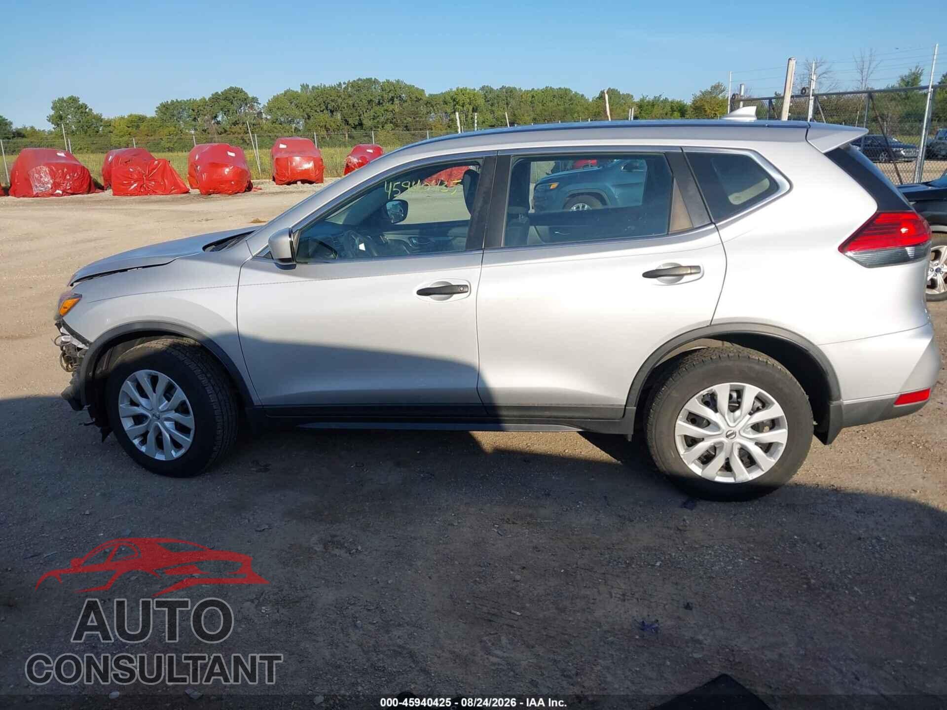 NISSAN ROGUE 2017 - KNMAT2MV8HP571350
