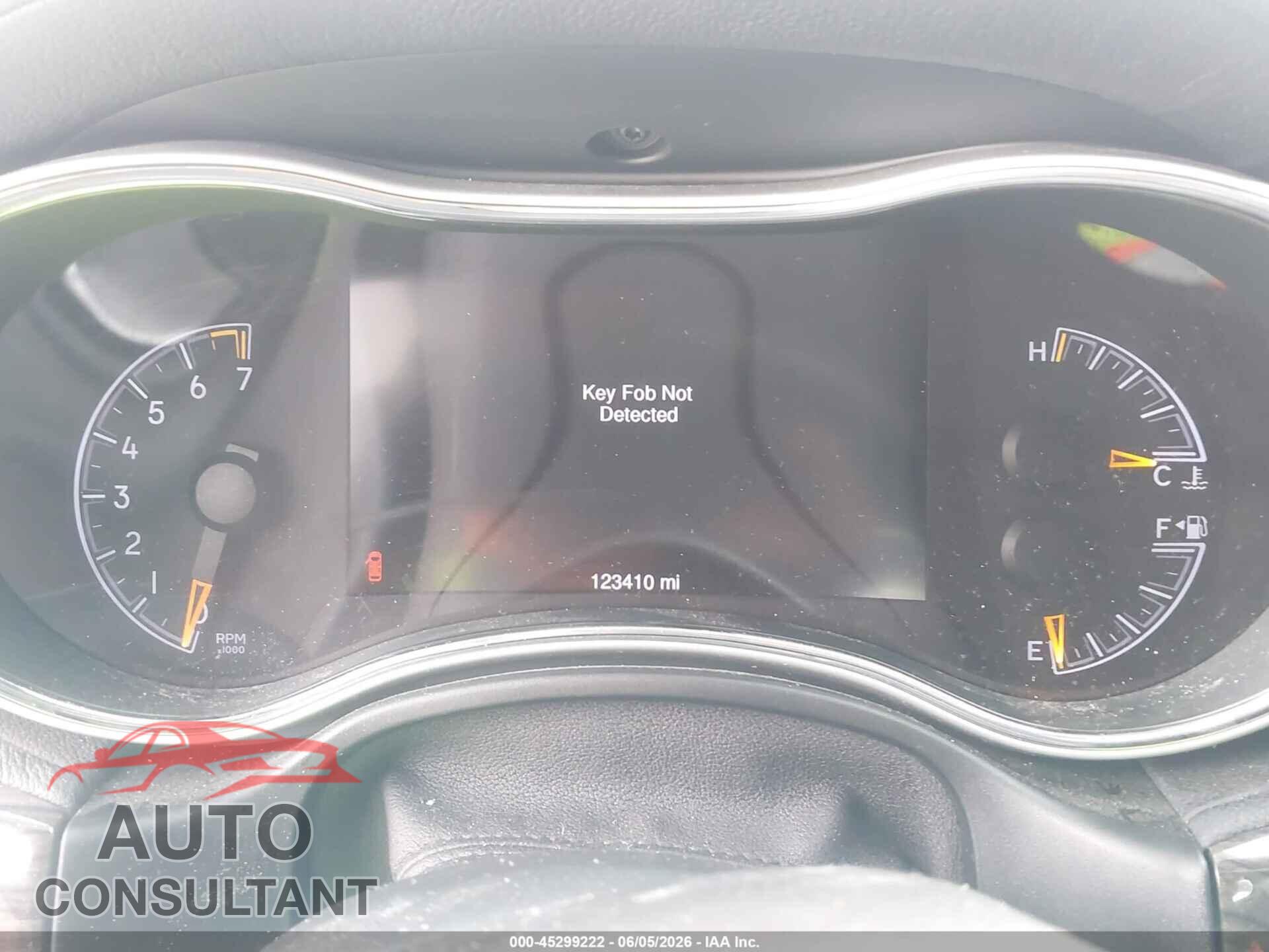 JEEP GRAND CHEROKEE 2015 - 1C4RJECG2FC111151