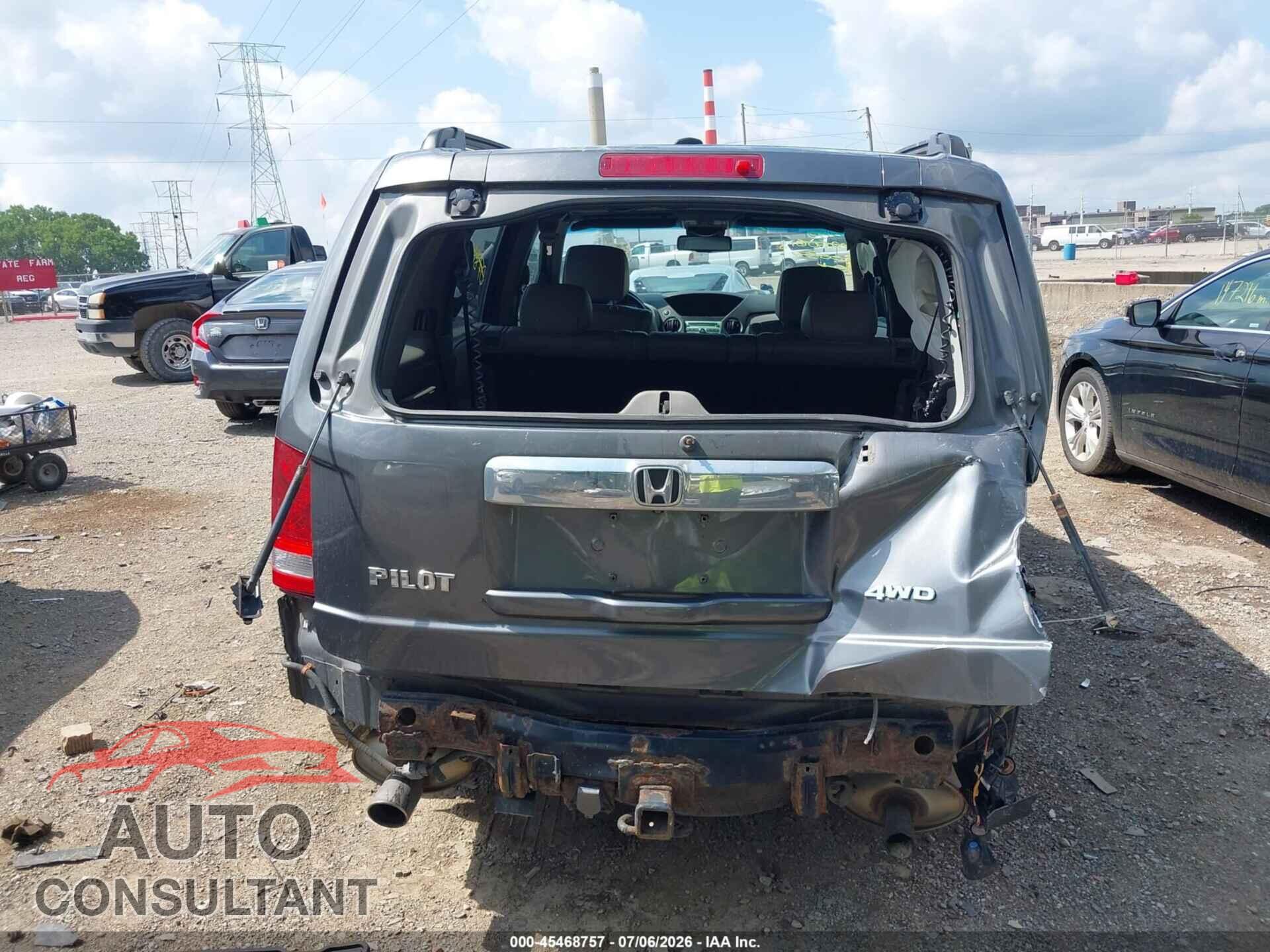 HONDA PILOT 2011 - 5FNYF4H59BB078600