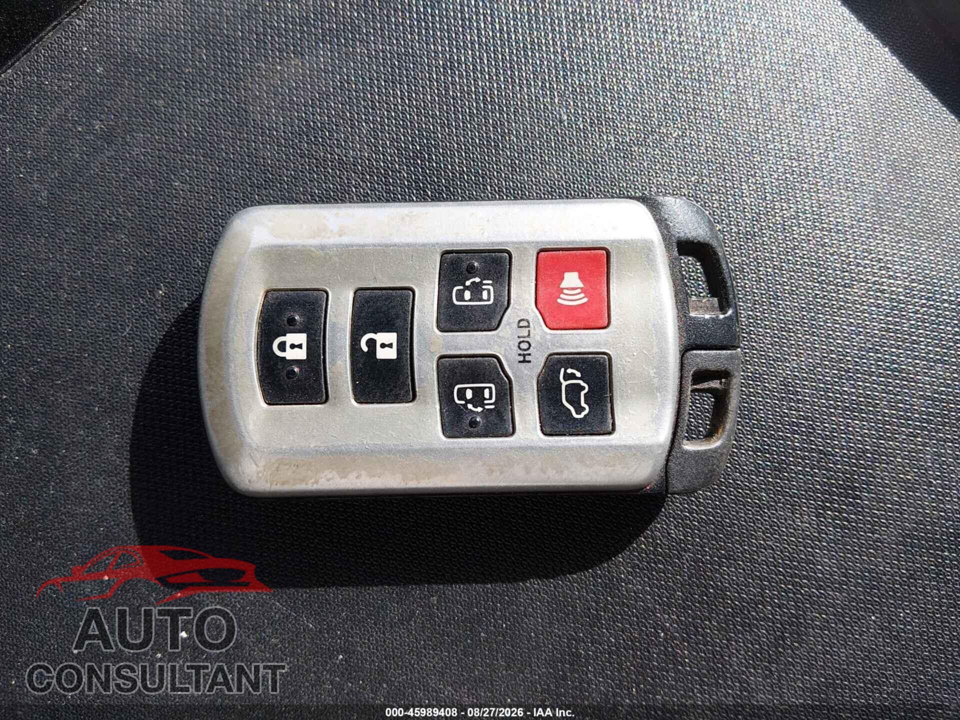 TOYOTA SIENNA 2011 - 5TDYK3DC8BS171792