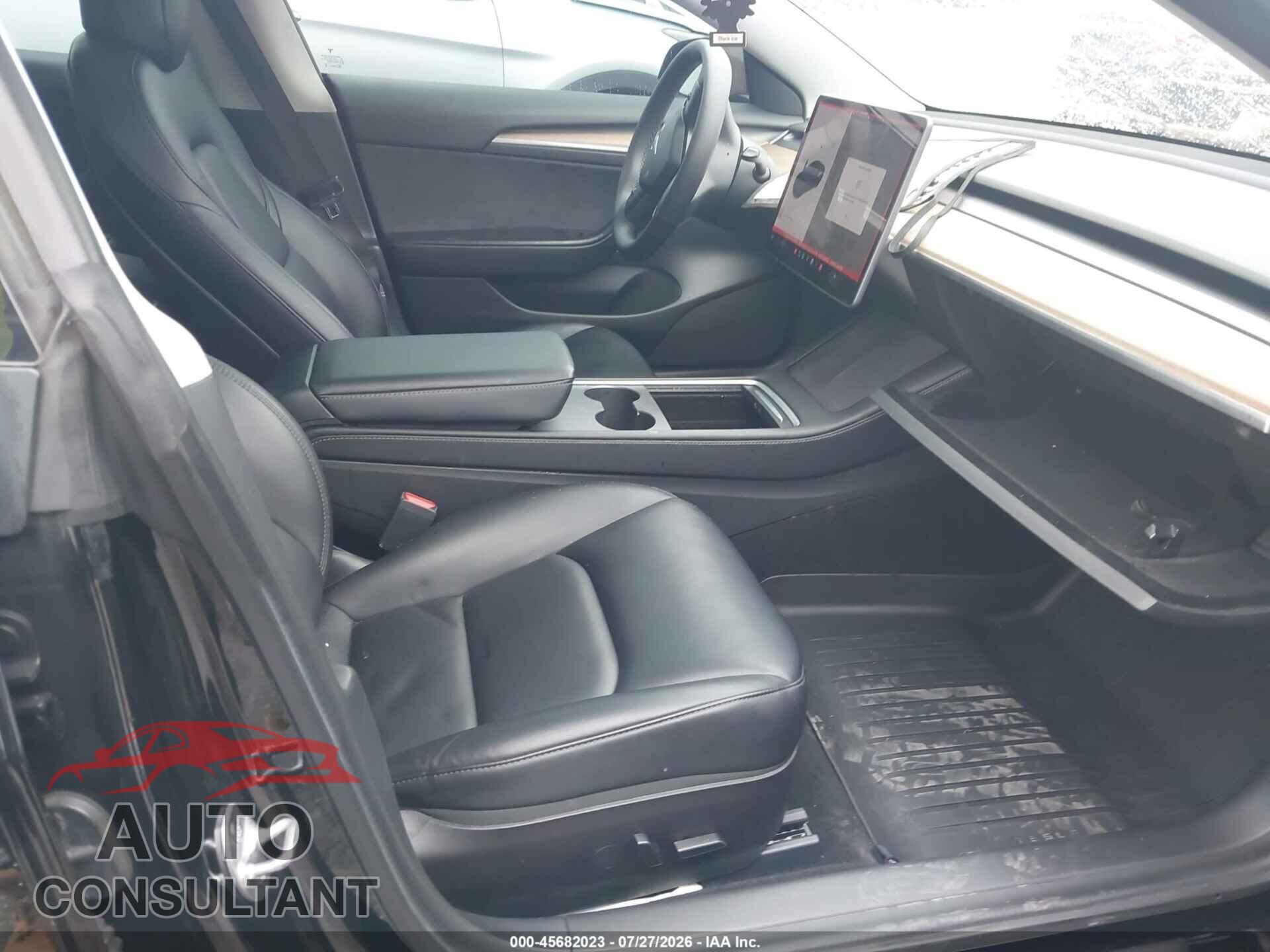 TESLA MODEL 3 2021 - 5YJ3E1EB2MF049562