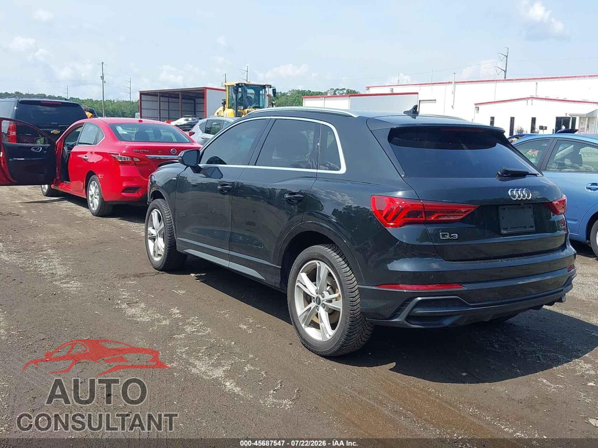 AUDI Q3 2022 - WA1DECF38N1004752
