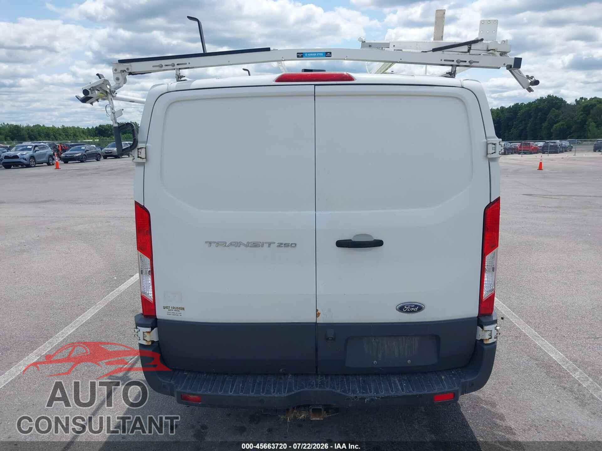FORD TRANSIT-250 2016 - 1FTYR1YM2GKB14912