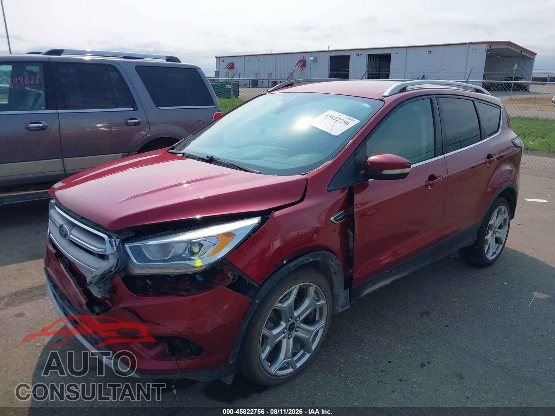 FORD ESCAPE 2017 - 1FMCU9JD1HUD18913