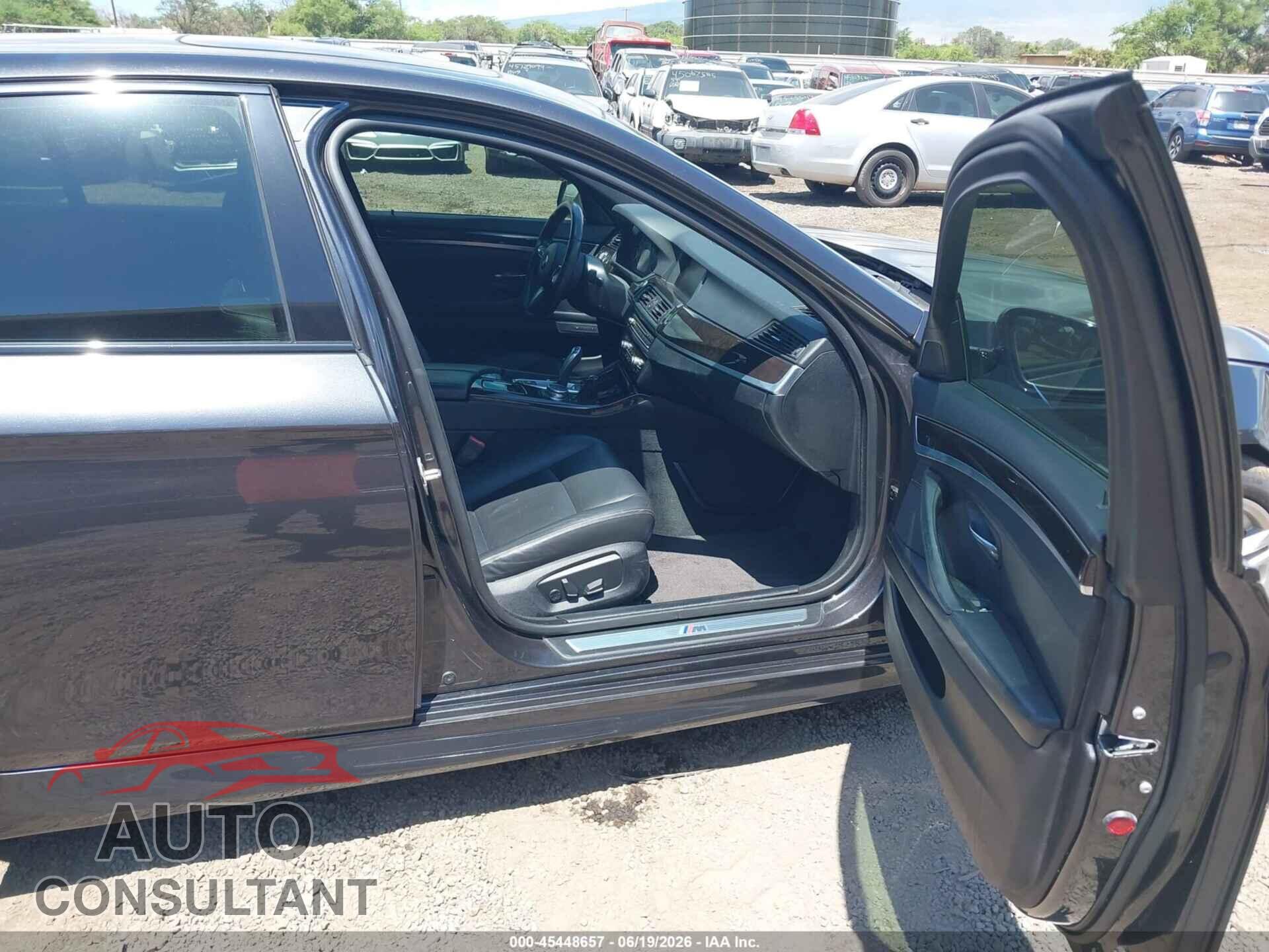 BMW 528I 2015 - WBA5A5C50FD517207