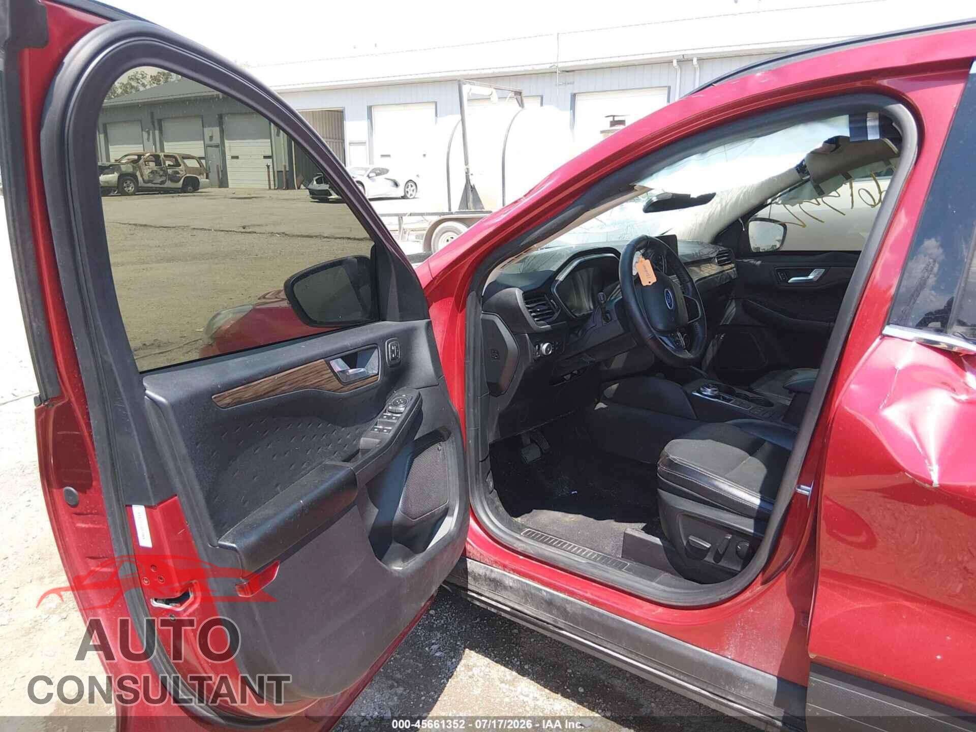 FORD ESCAPE 2020 - 1FMCU9DZ2LUA38627
