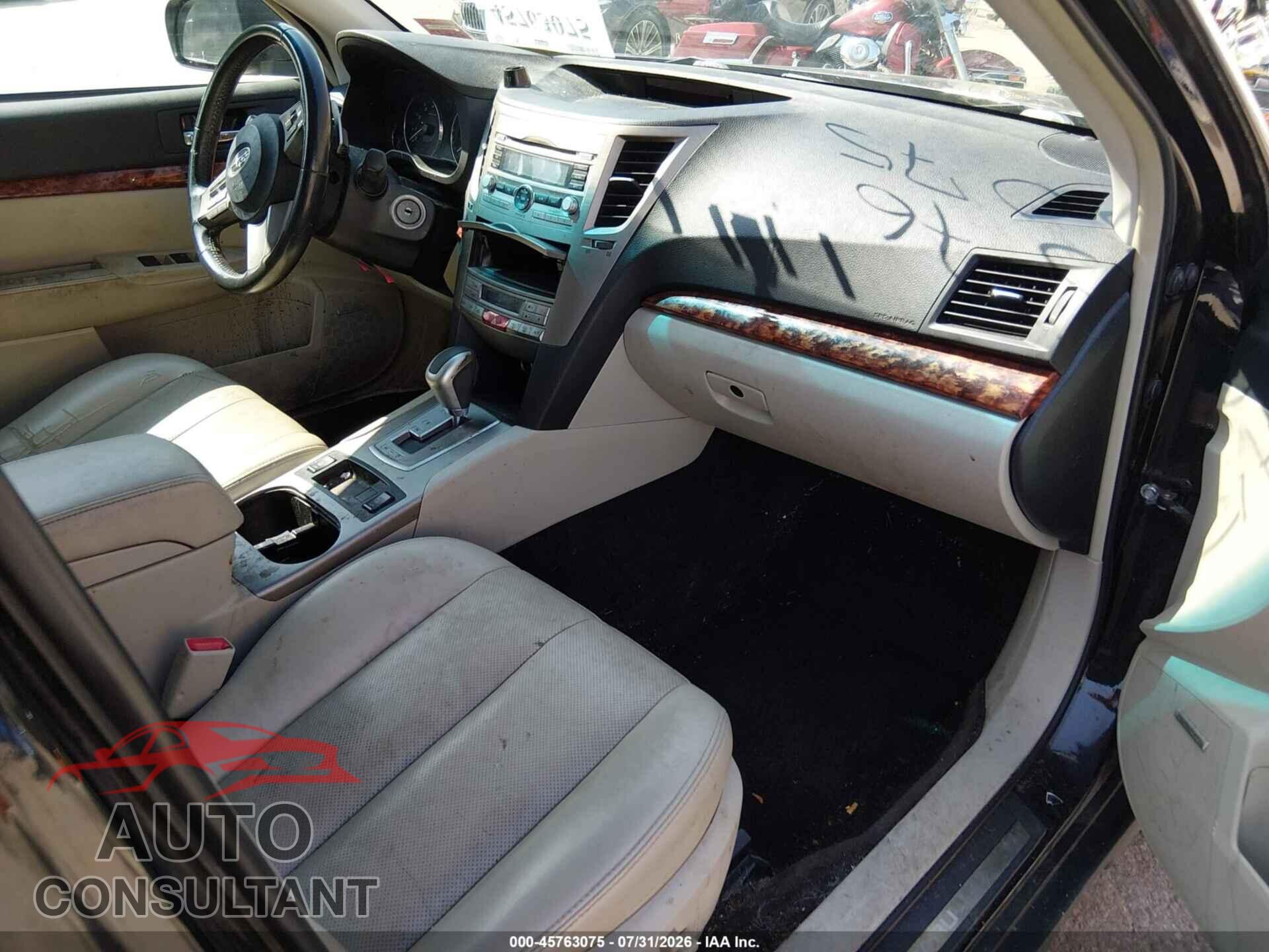 SUBARU OUTBACK 2011 - 4S4BRBKC8B3411967