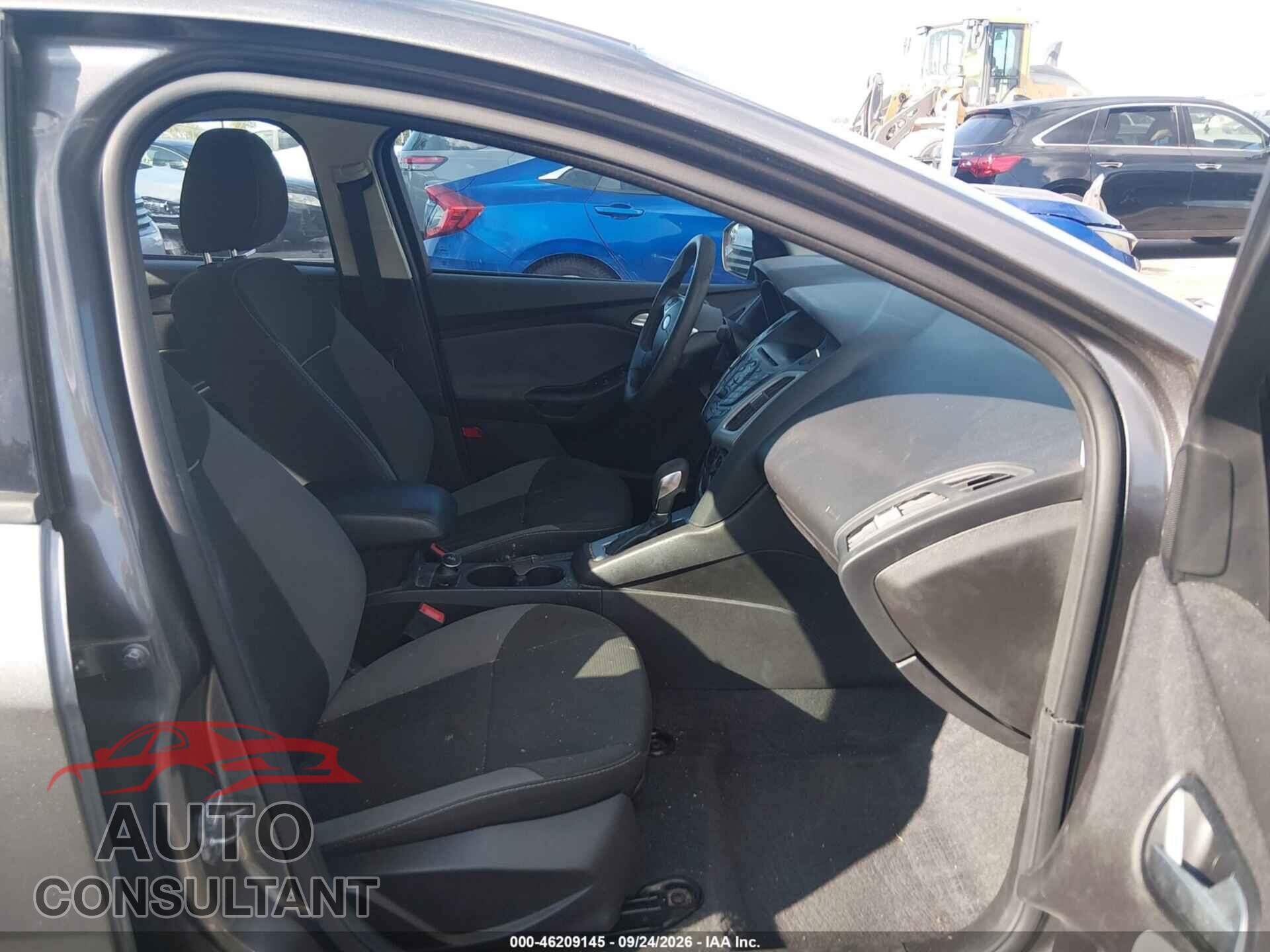 FORD FOCUS 2014 - 1FADP3F2XEL280013