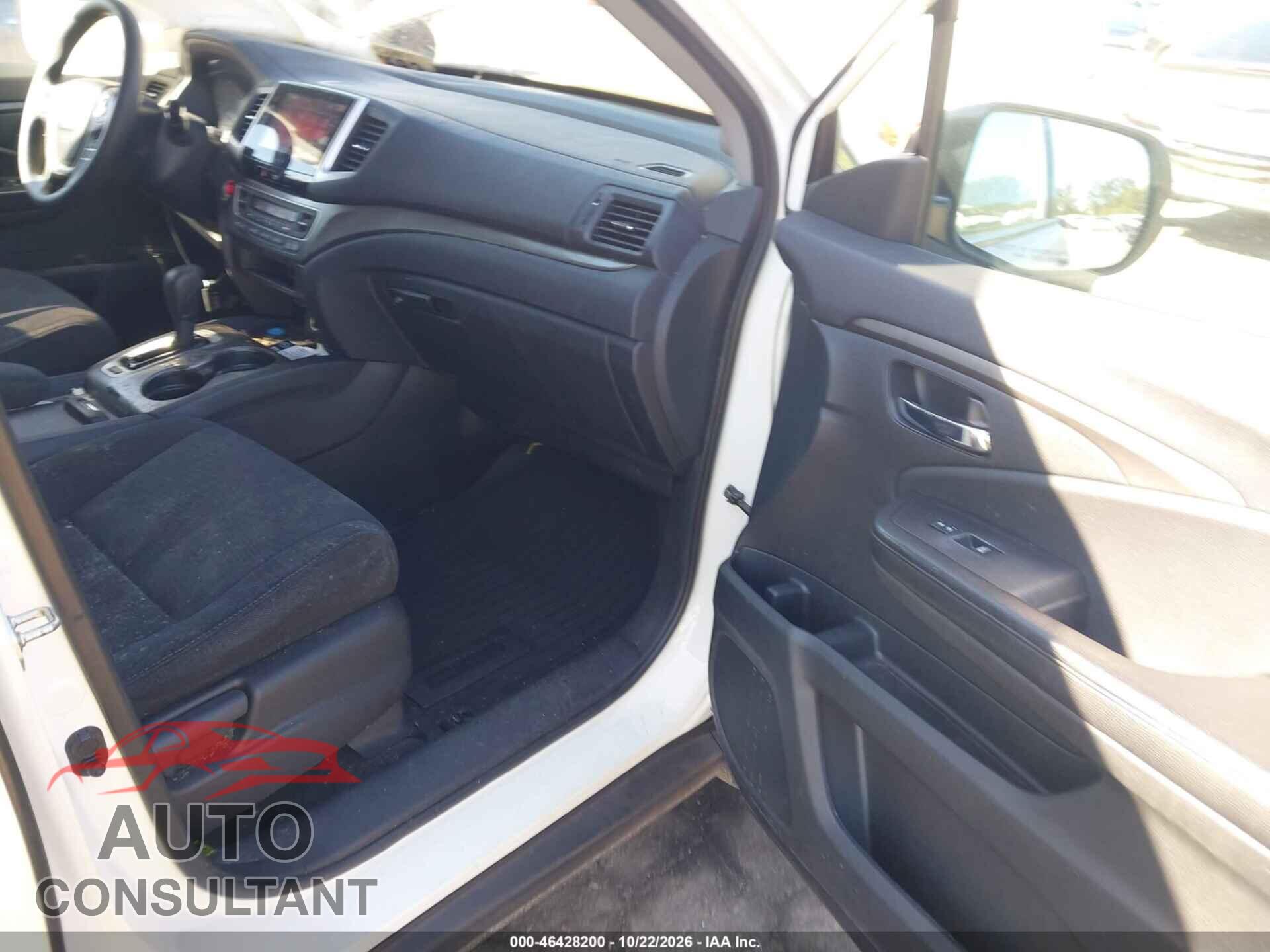 HONDA PILOT 2018 - 5FNYF5H38JB032422