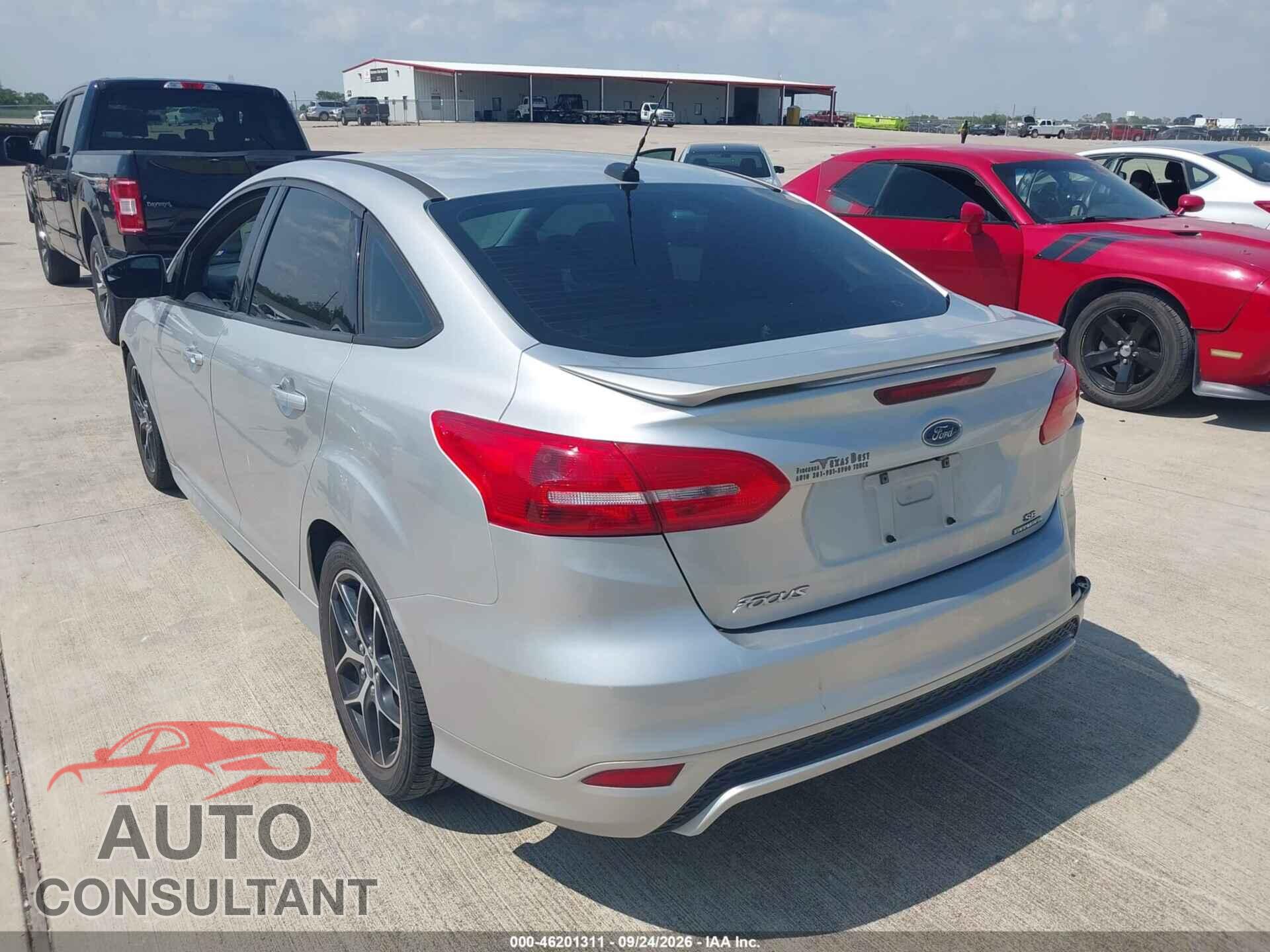 FORD FOCUS 2015 - 1FADP3F27FL248167
