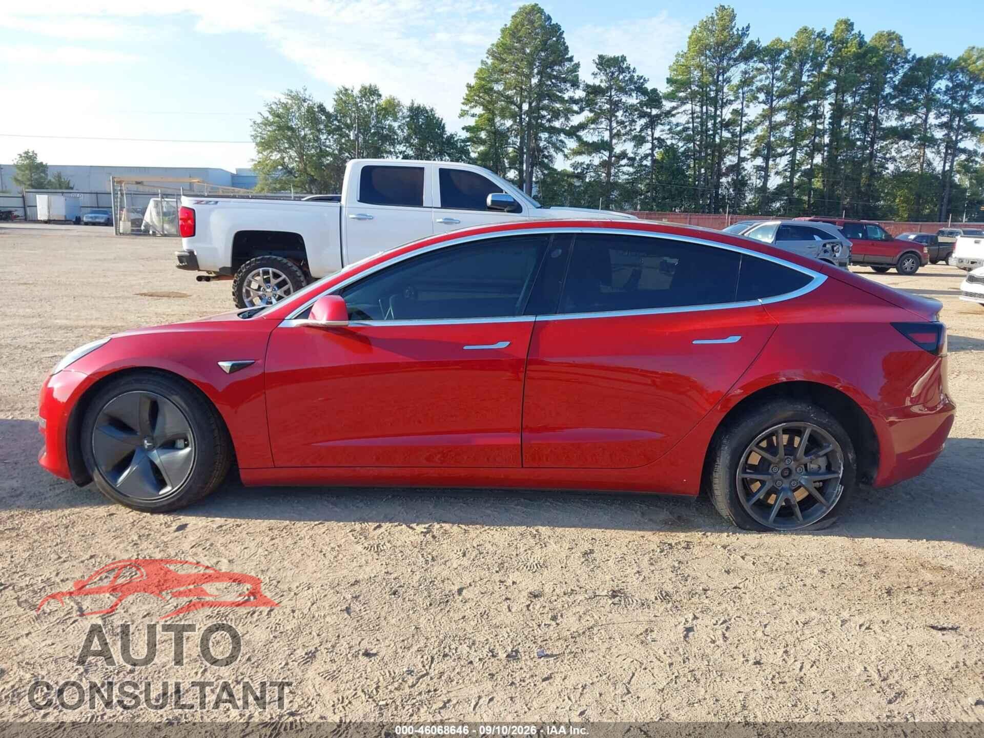 TESLA MODEL 3 2018 - 5YJ3E1EA5JF005302