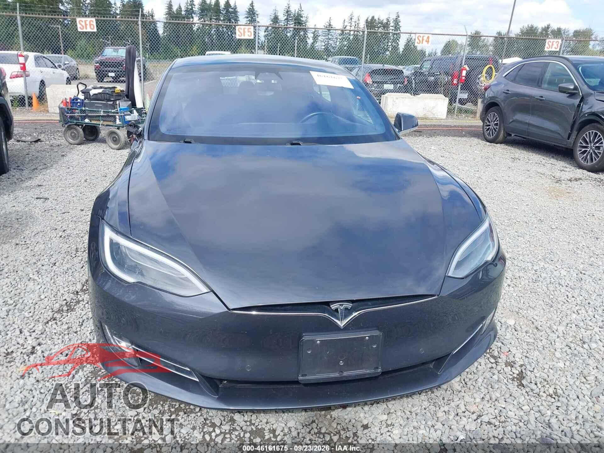 TESLA MODEL S 2017 - 5YJSA1E23HF201233