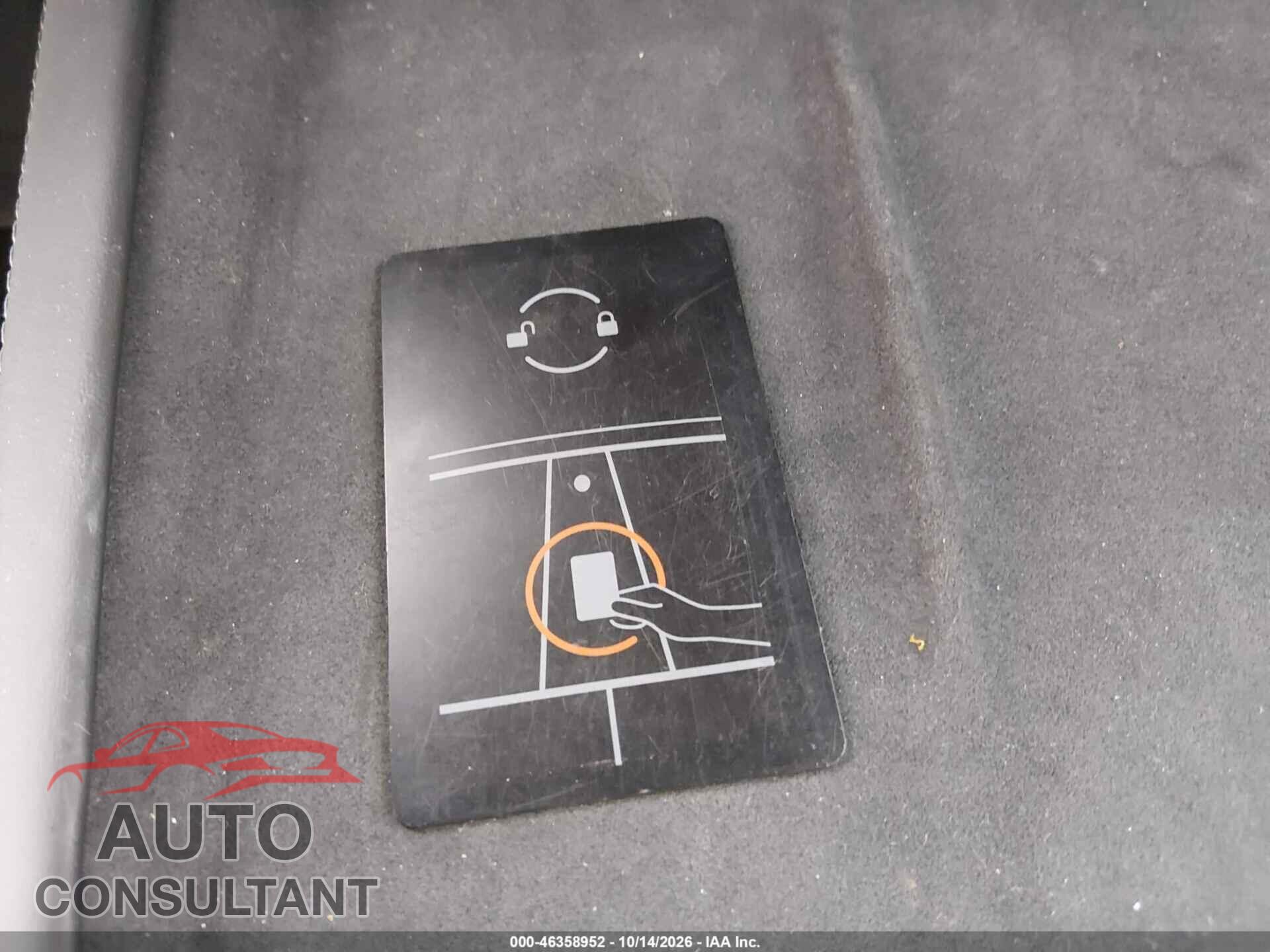 TESLA MODEL 3 2026 - 5YJ3E1EB3TF203971